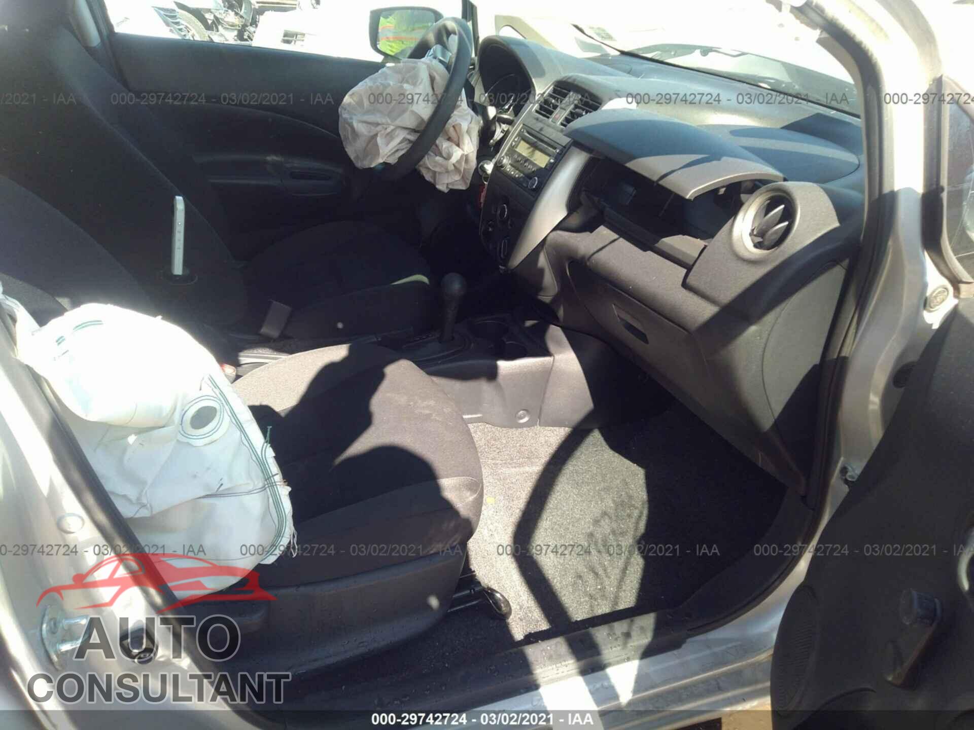 NISSAN VERSA NOTE 2016 - 3N1CE2CP7GL400186