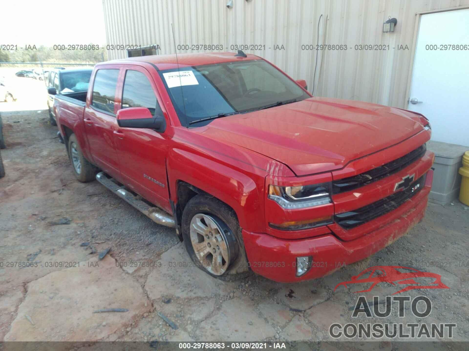 CHEVROLET SILVERADO 1500 2018 - 3GCUKREC2JG645555