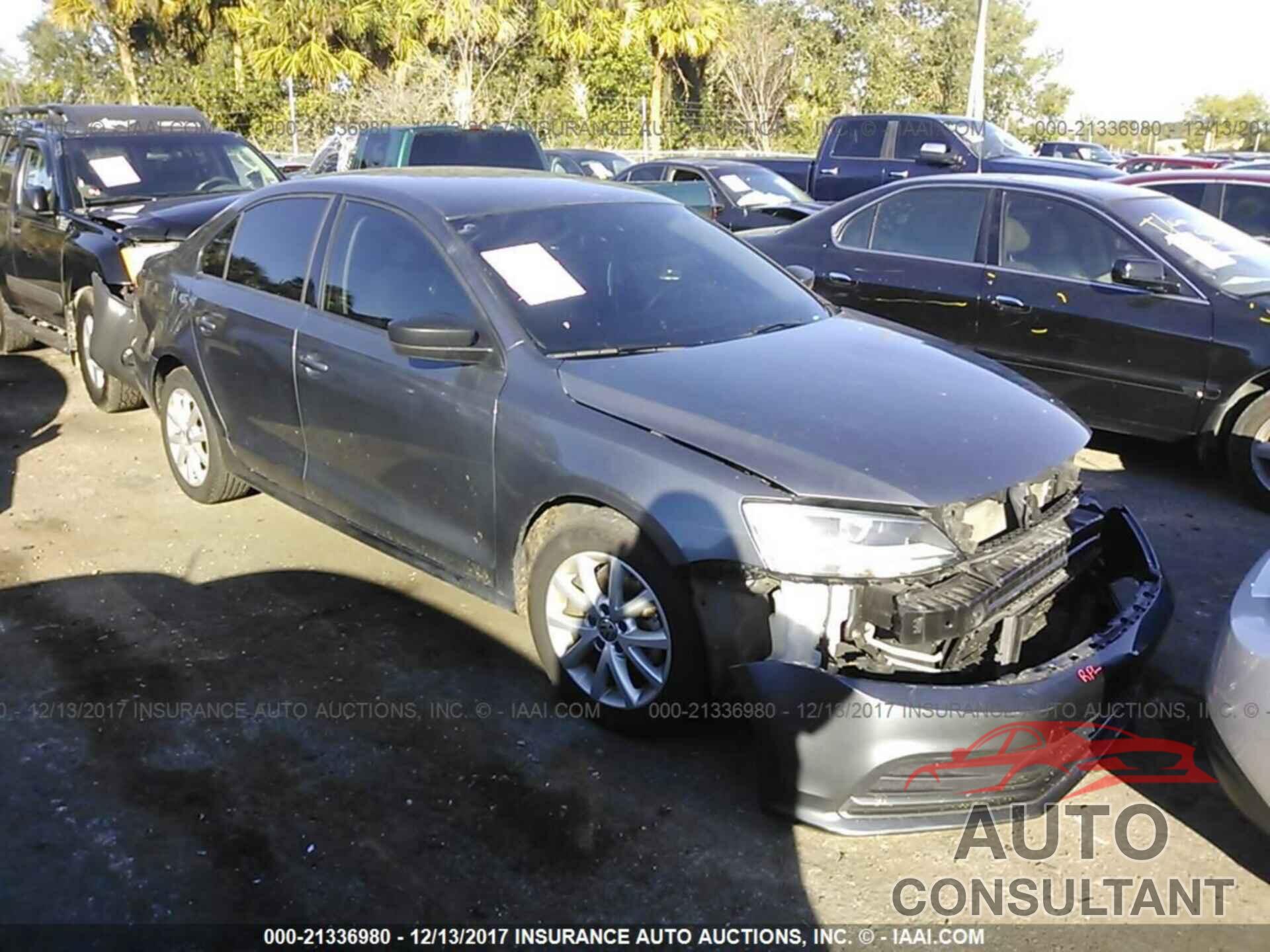 VOLKSWAGEN JETTA 2015 - 3VWD17AJ8FM313623