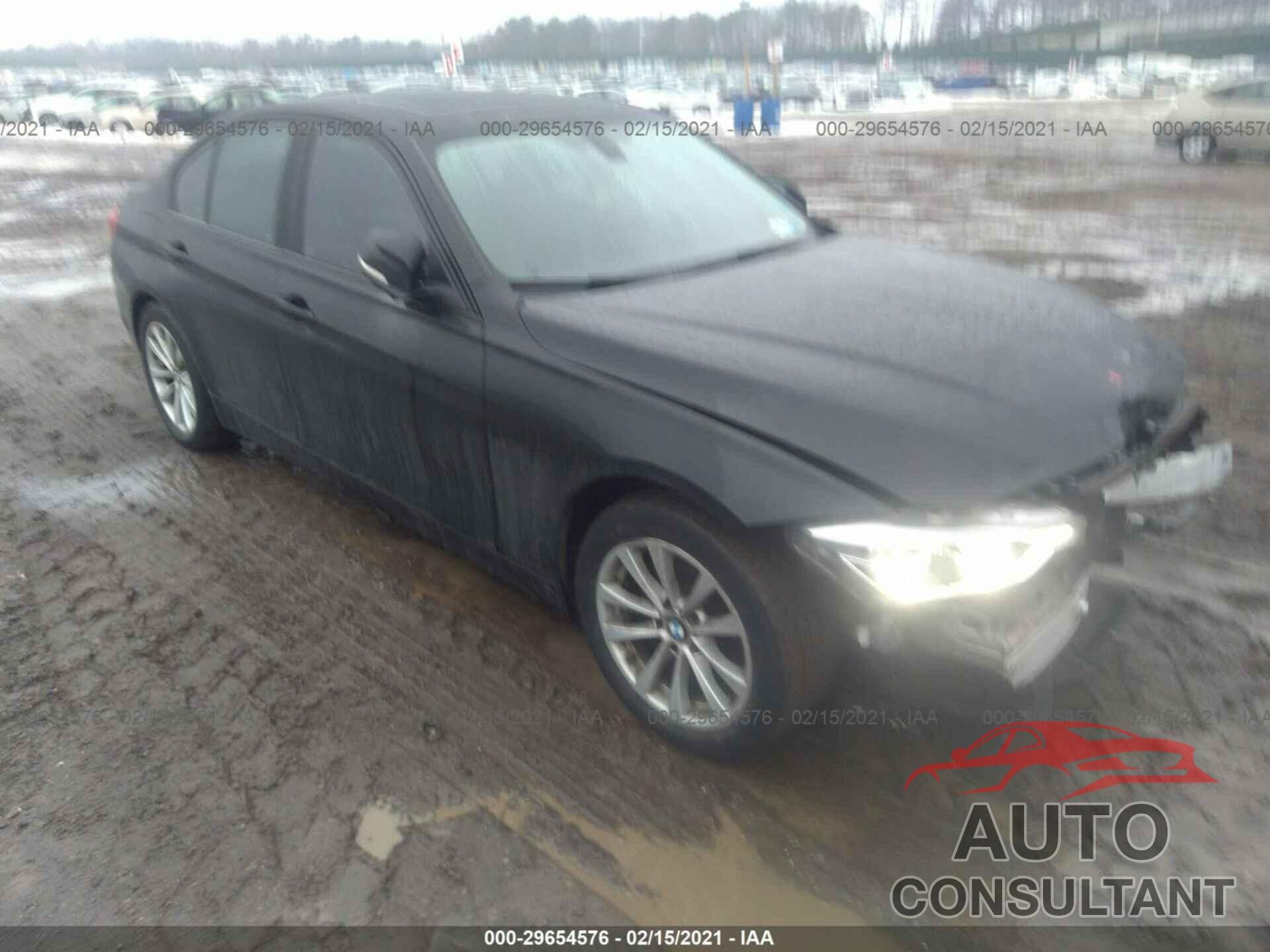 BMW 3 SERIES 2018 - WBA8A3C59JA505391