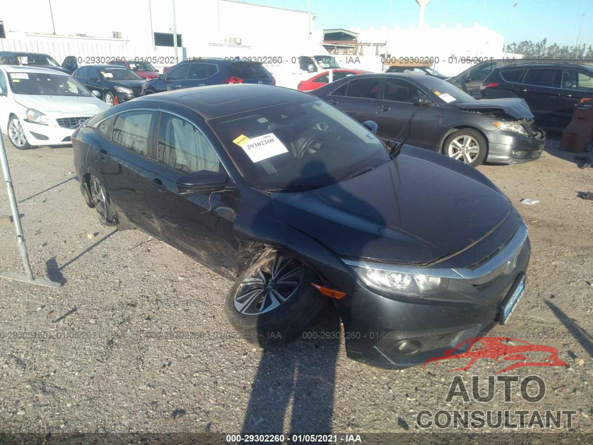 HONDA CIVIC SEDAN 2018 - 19XFC1F80JE000514