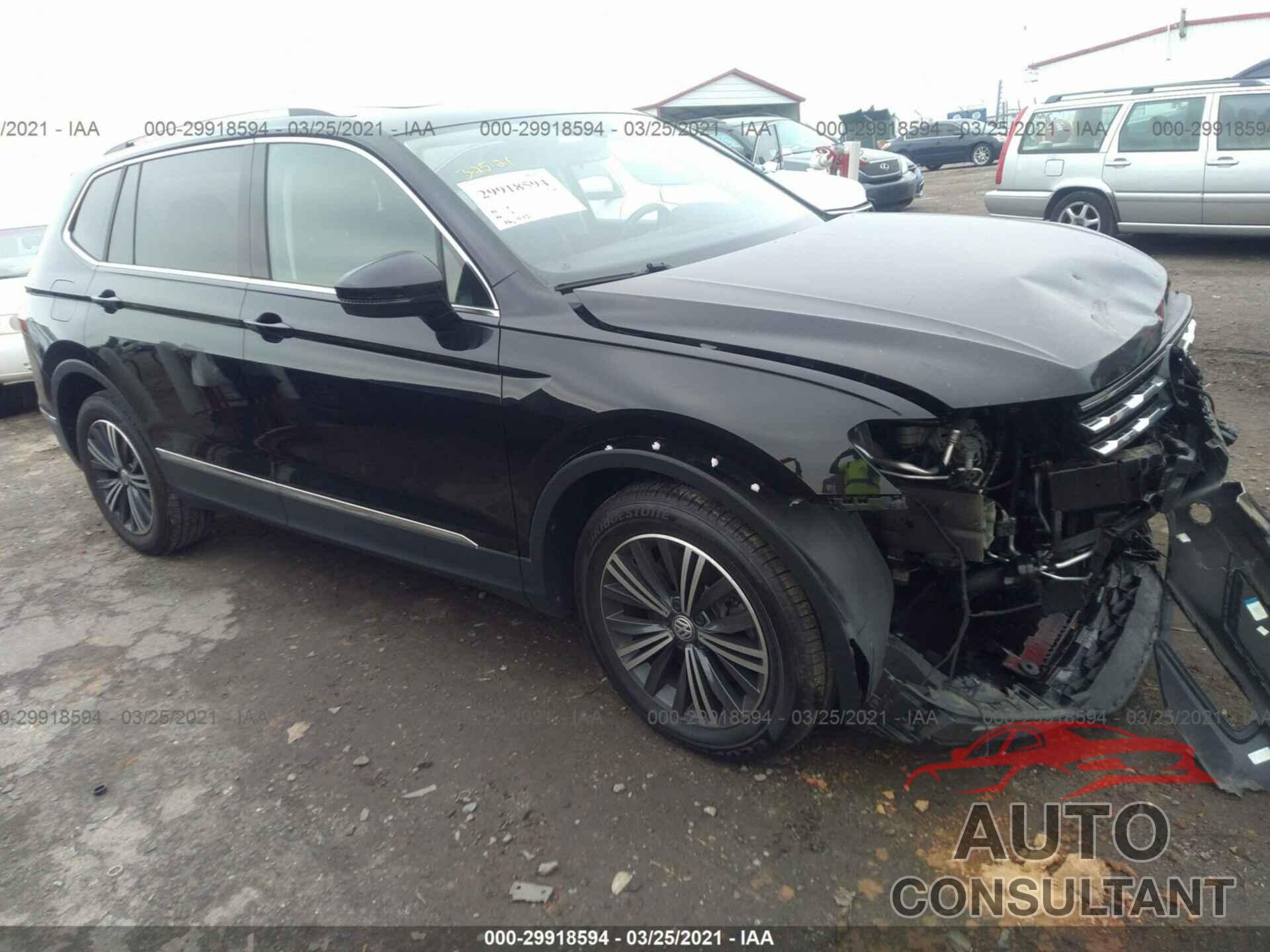 VOLKSWAGEN TIGUAN 2018 - 3VV2B7AX9JM082141
