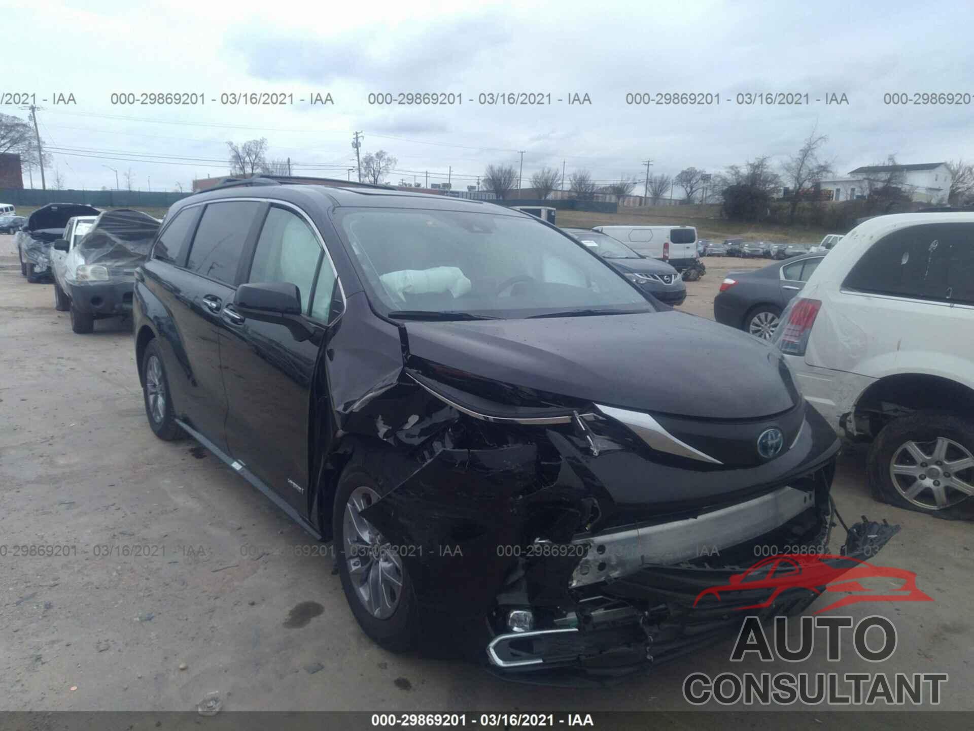 TOYOTA SIENNA 2021 - 5TDJSKFC4MS011324