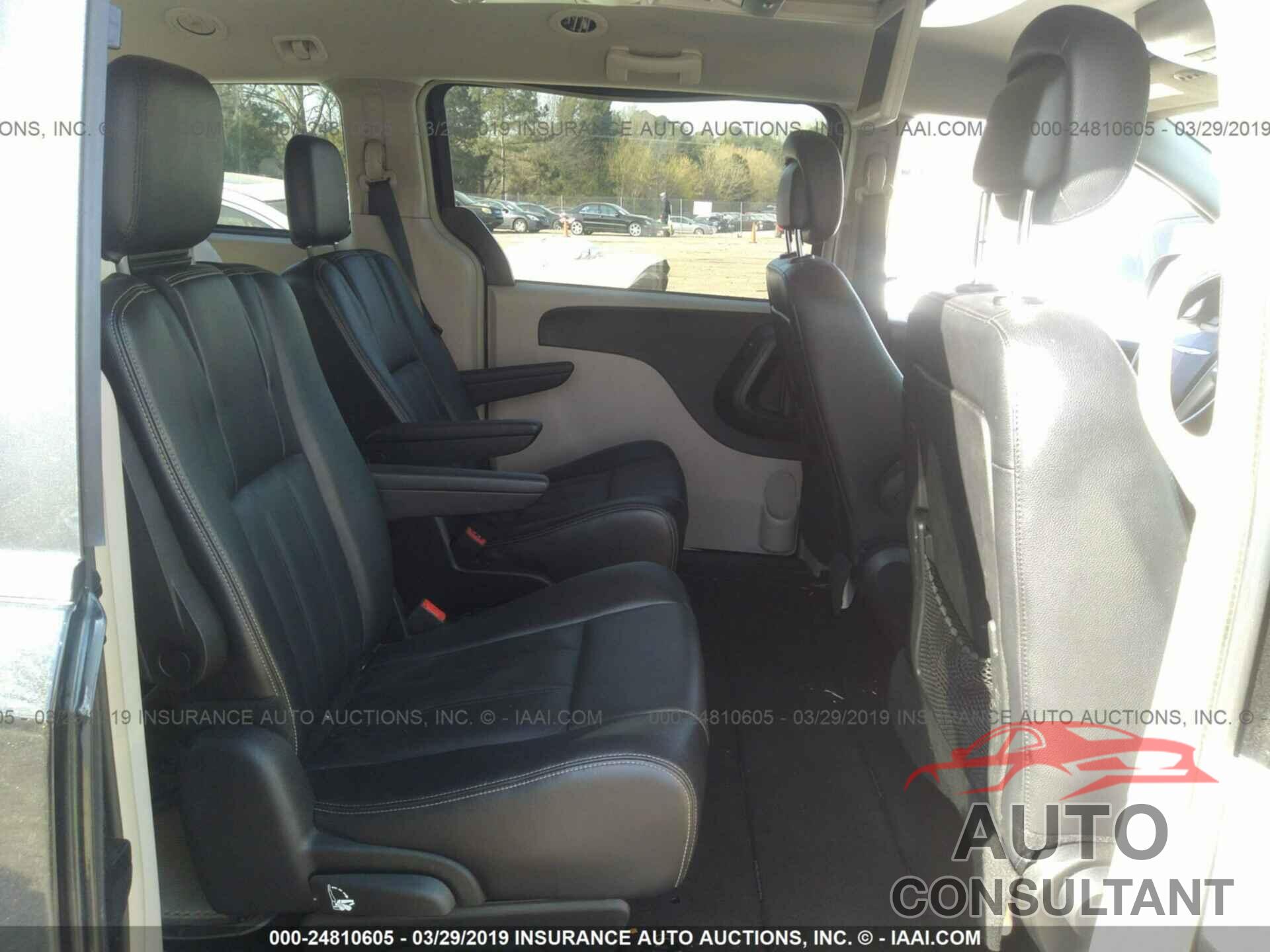CHRYSLER TOWN & COUNTRY 2015 - 2C4RC1BG4FR537824