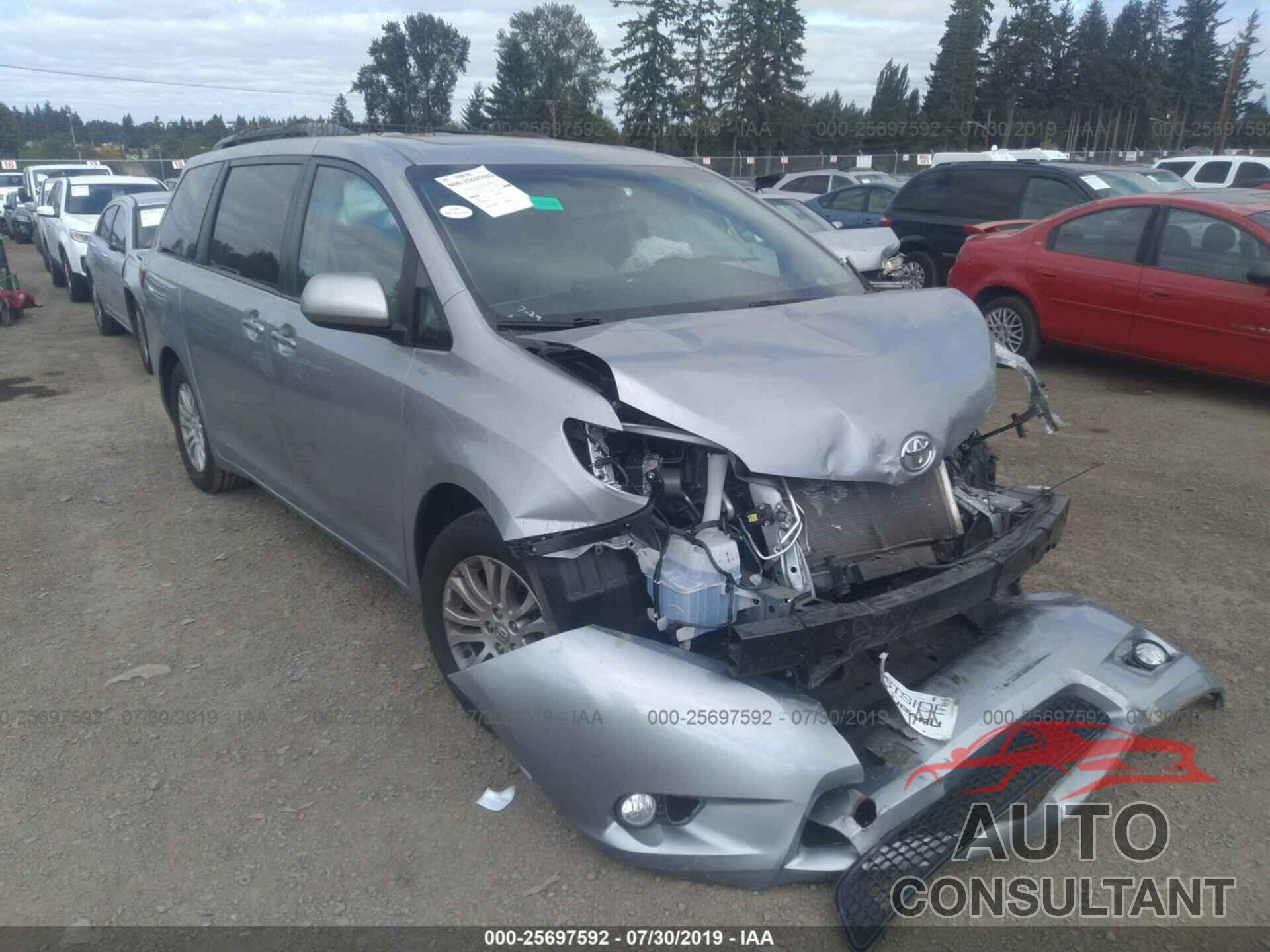 TOYOTA SIENNA 2016 - 5TDYK3DC4GS724056