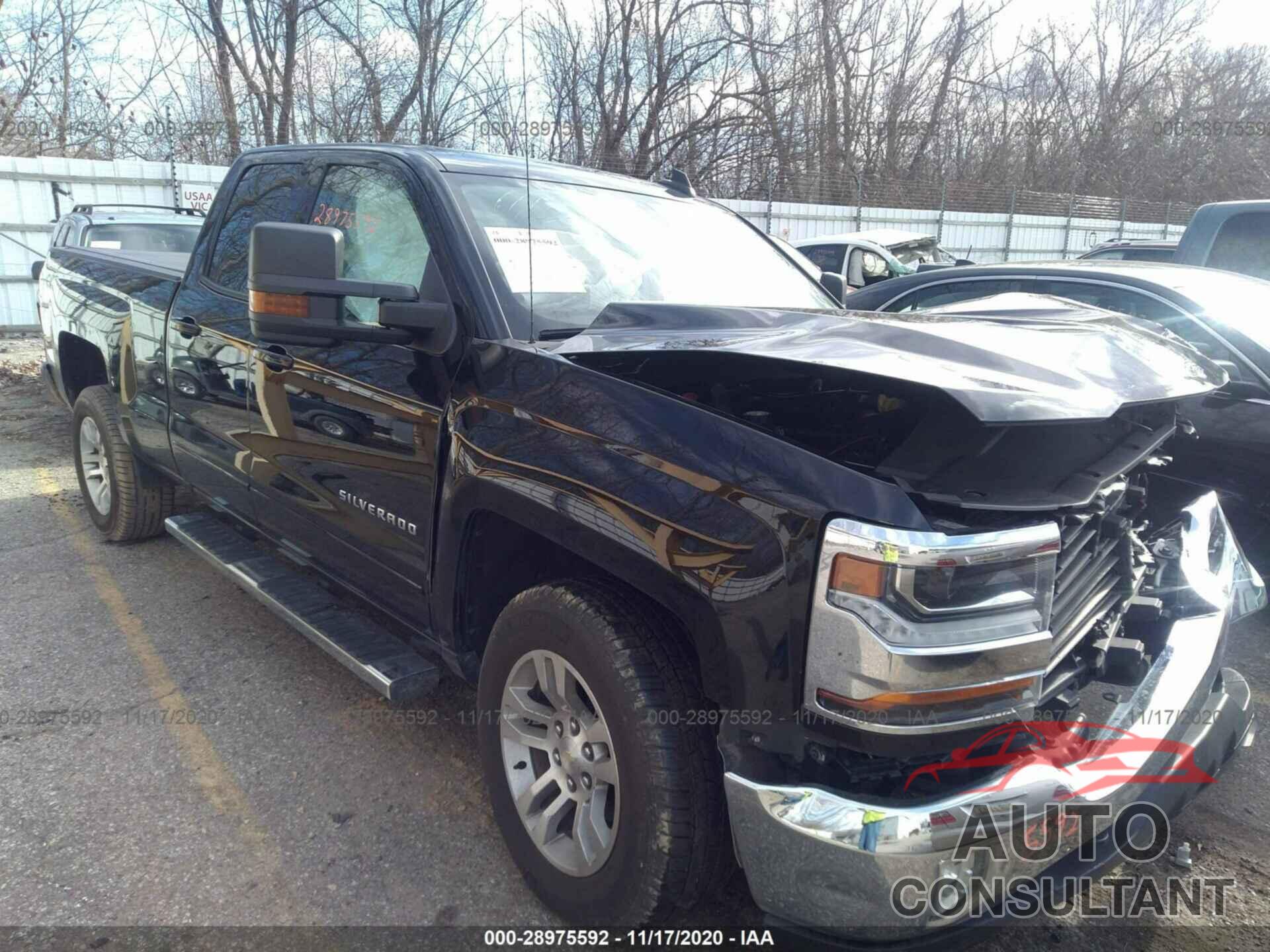 CHEVROLET SILVERADO 1500 2017 - 1GCVKREC6HZ183810