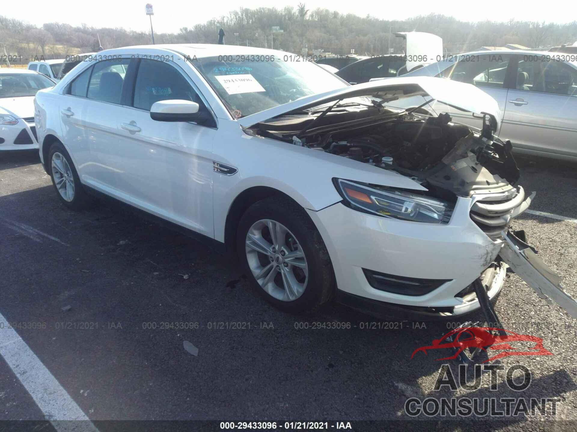 FORD TAURUS 2018 - 1FAHP2H89JG135769