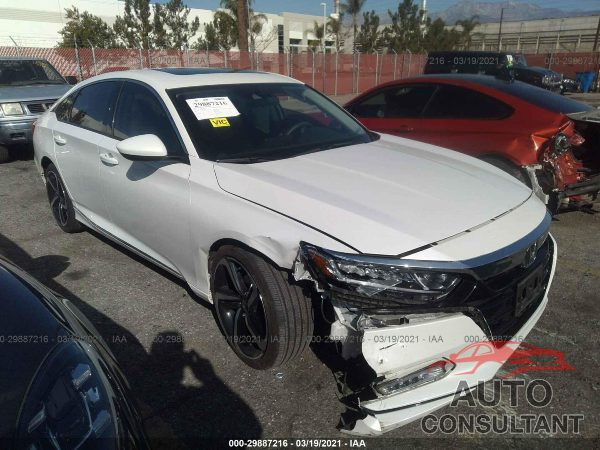 HONDA ACCORD SEDAN 2018 - 1HGCV1F44JA063288