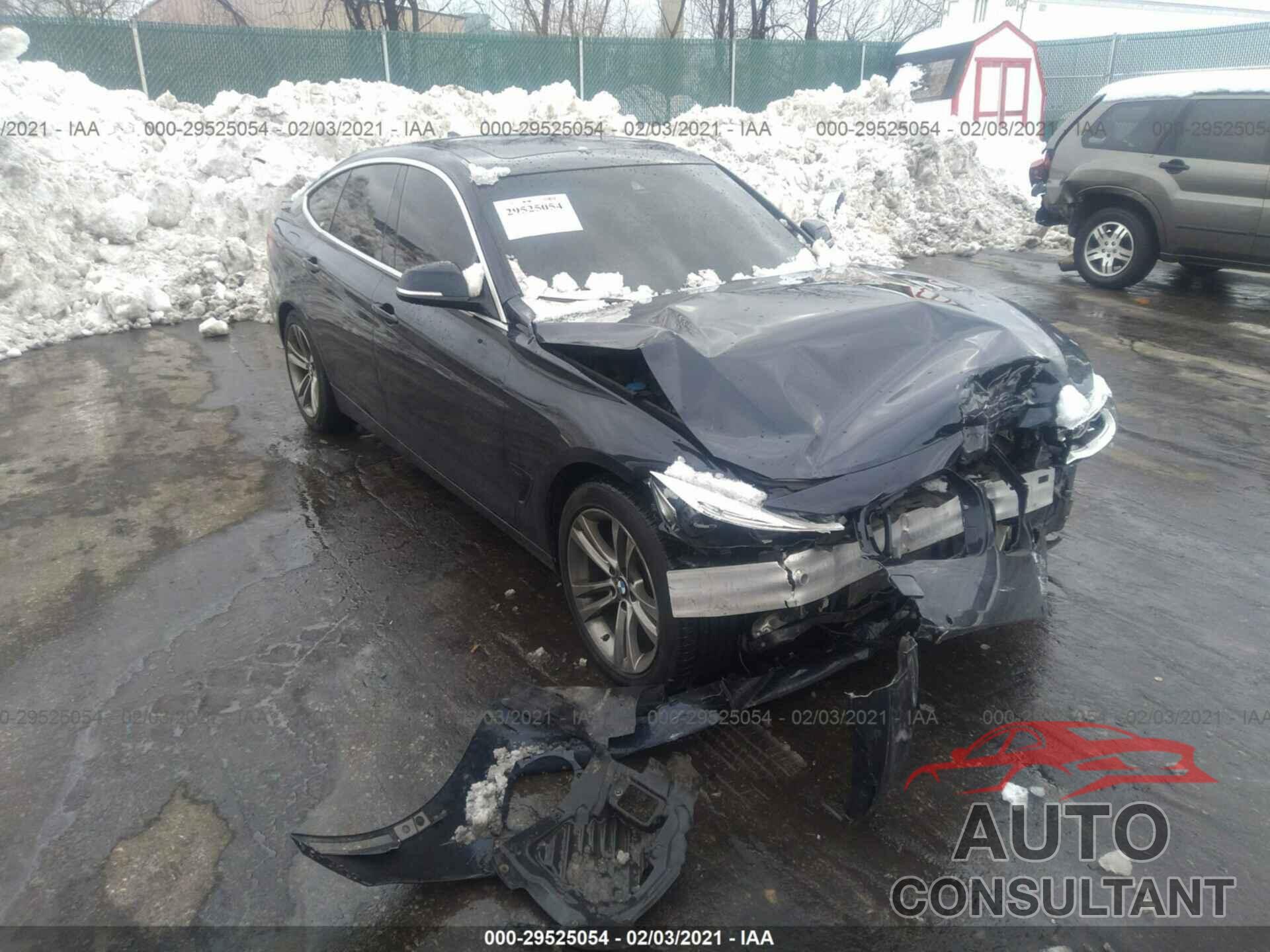 BMW 3 SERIES 2017 - WBA8Z9C39HG826820