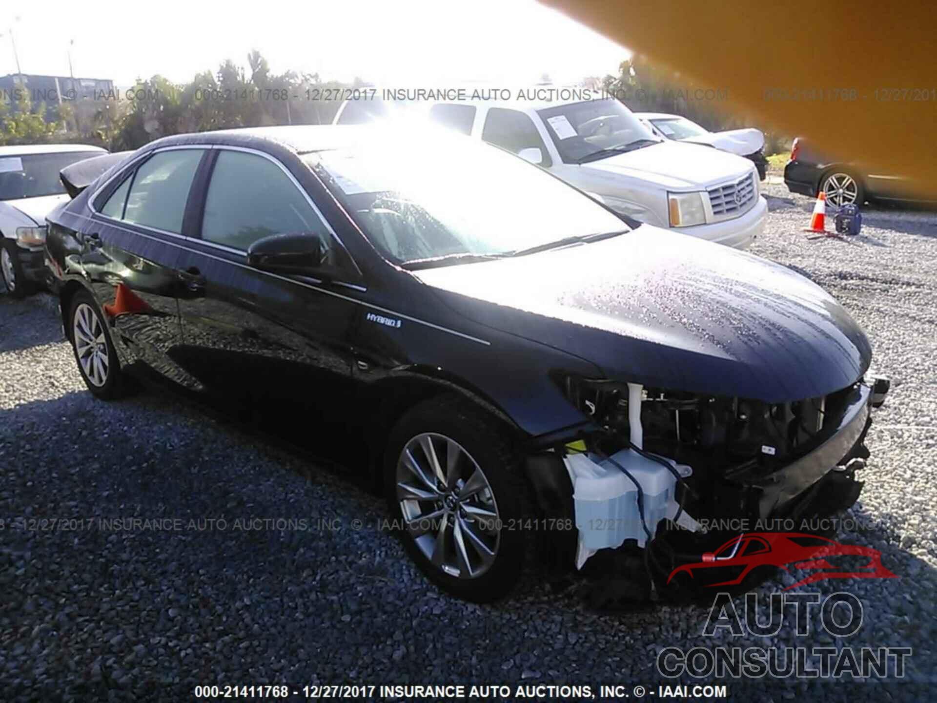 Toyota Camry 2016 - 4T1BD1FK4GU185244