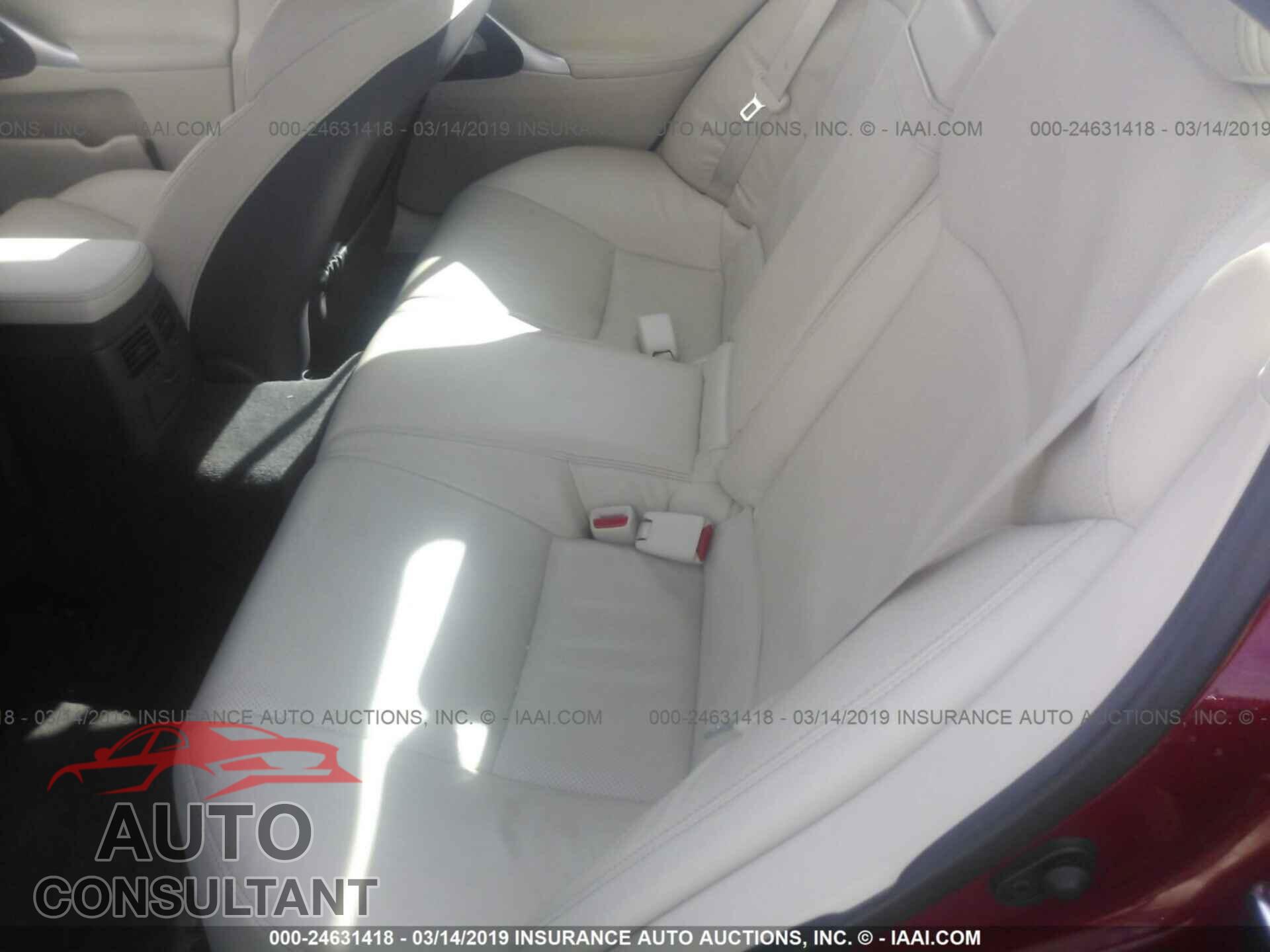 LEXUS IS 2011 - JTHCE5C26B5001375