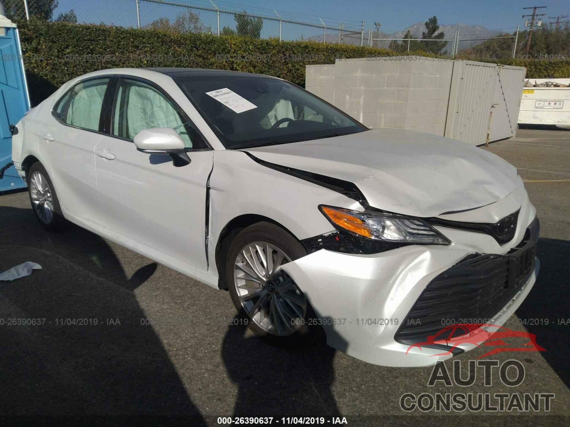 TOYOTA CAMRY 2019 - 4T1B11HKXKU818070