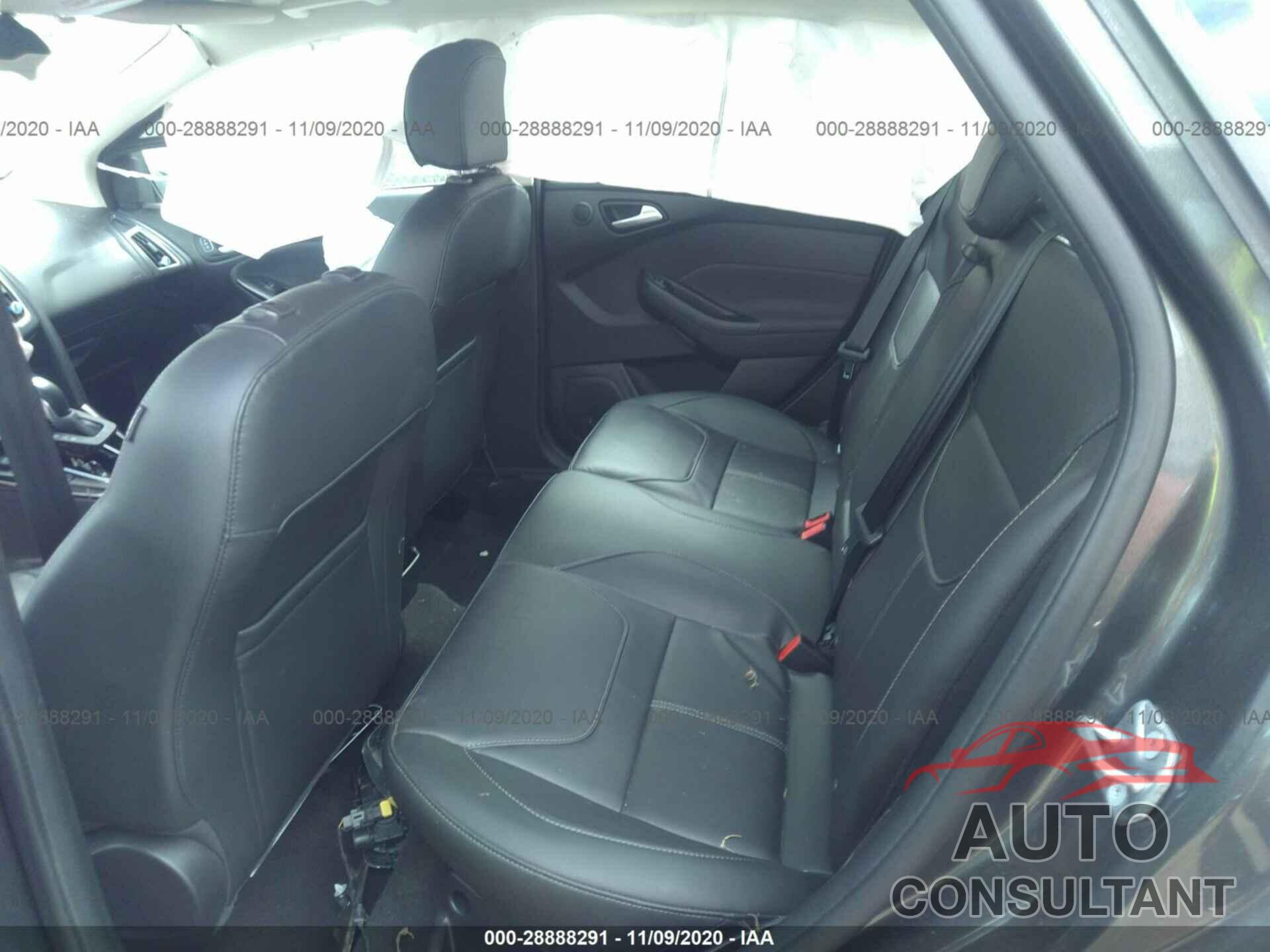 FORD FOCUS 2018 - 1FADP3J25JL246322