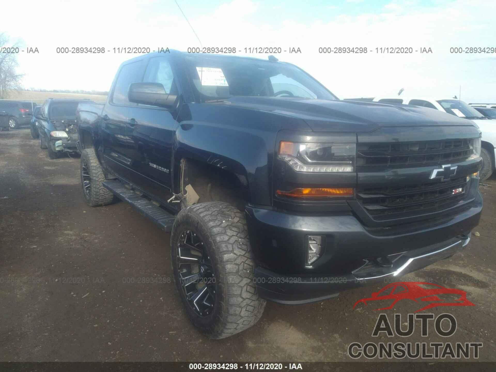 CHEVROLET SILVERADO 1500 2018 - 3GCUKREC8JG530877