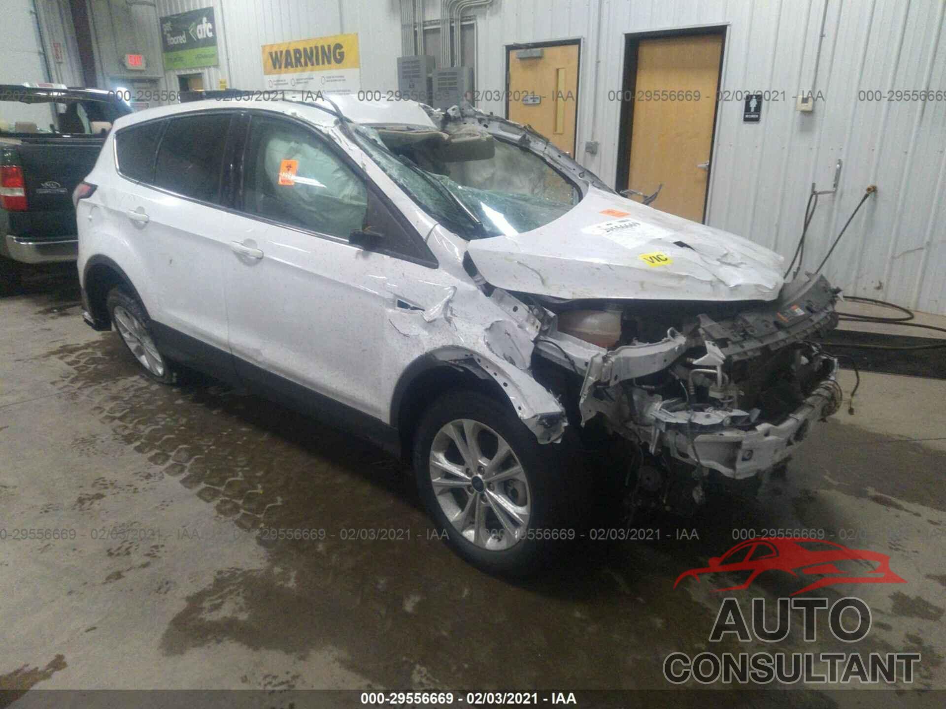 FORD ESCAPE 2017 - 1FMCU0G98HUC52701