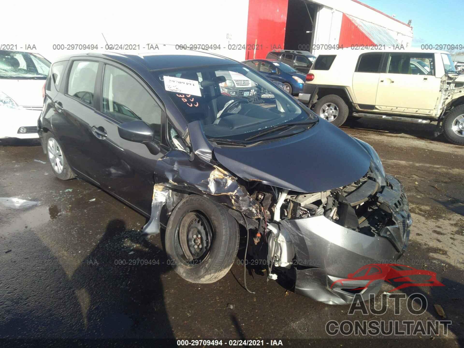 NISSAN VERSA NOTE 2018 - 3N1CE2CP1JL352403