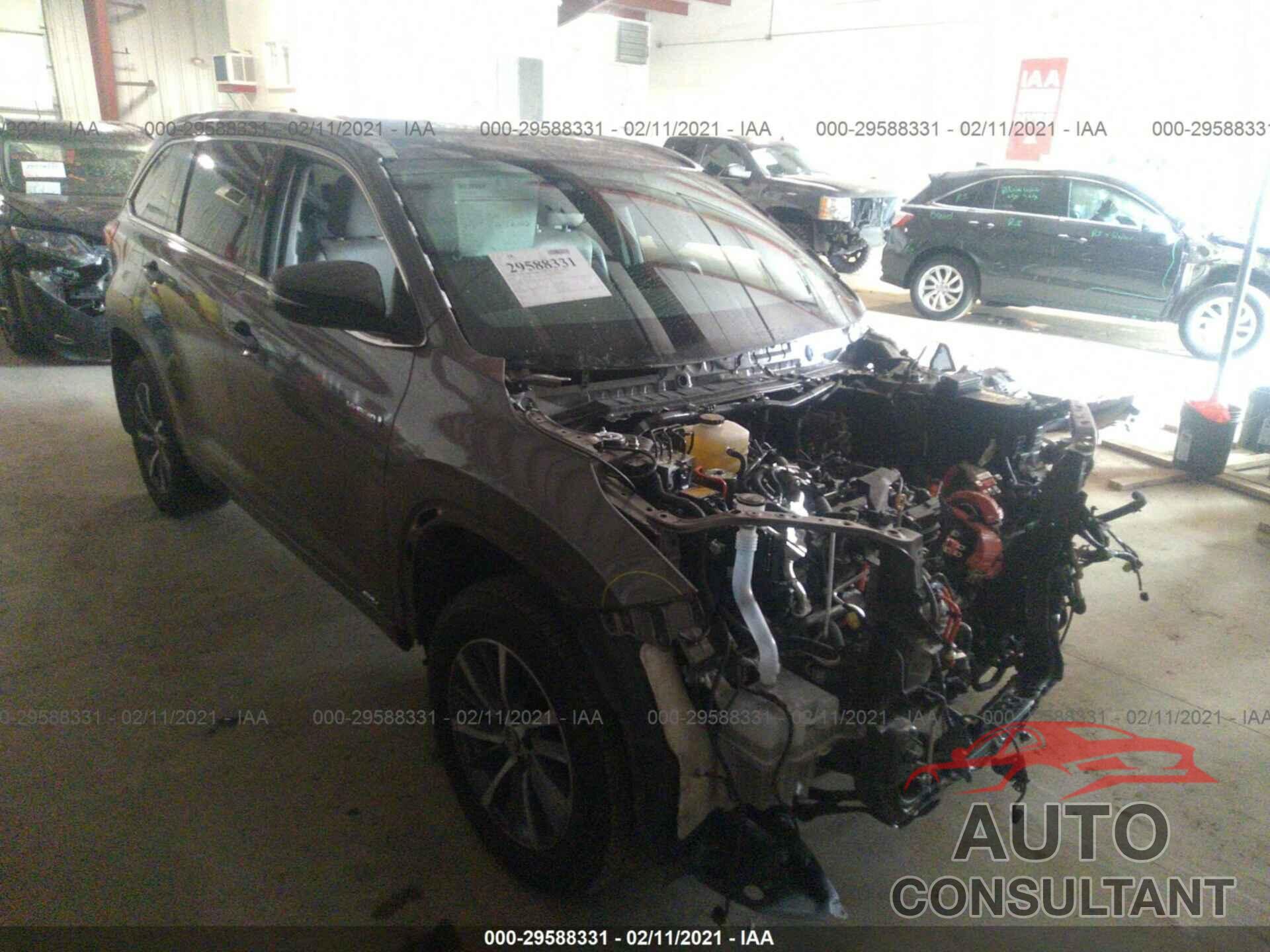 TOYOTA HIGHLANDER 2018 - 5TDJGRFH3JS051542