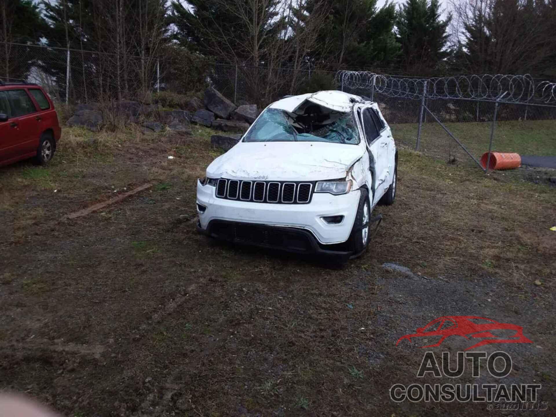 JEEP GRAND CHEROKEE 2018 - 1C4RJFAG3JC293248