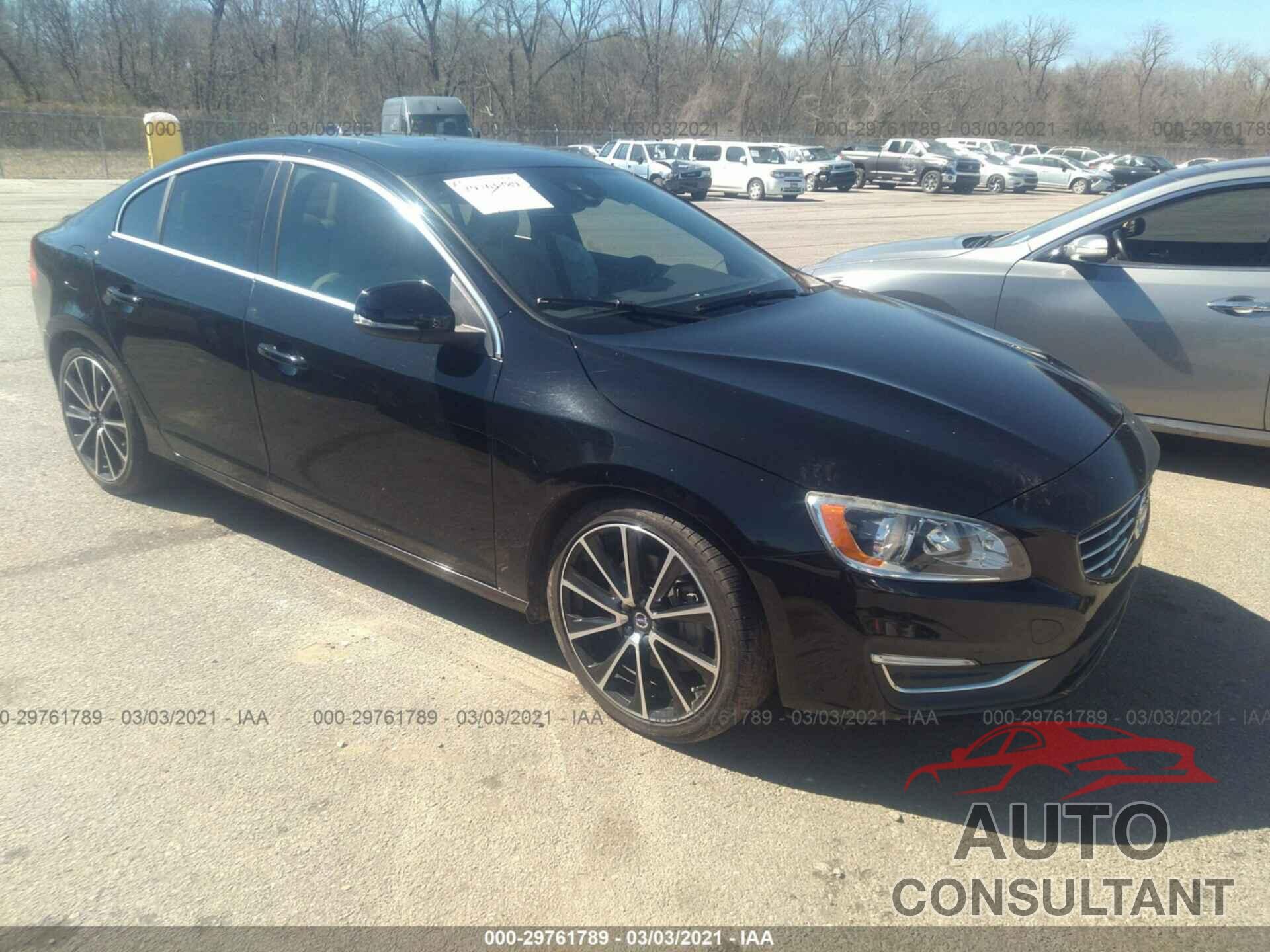 VOLVO S60 2016 - YV149MFK0G2397676