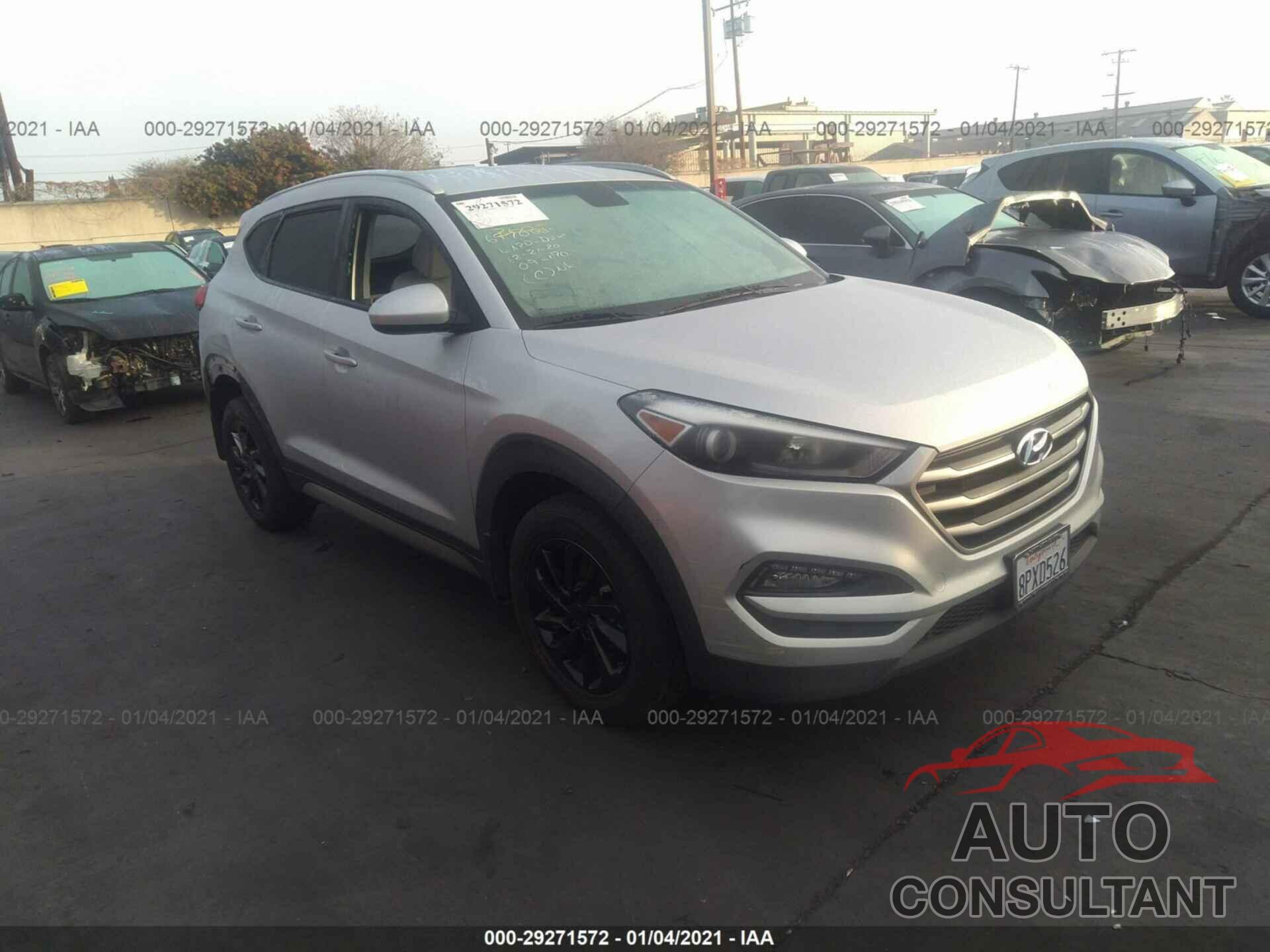 HYUNDAI TUCSON 2017 - KM8J33A41HU347013