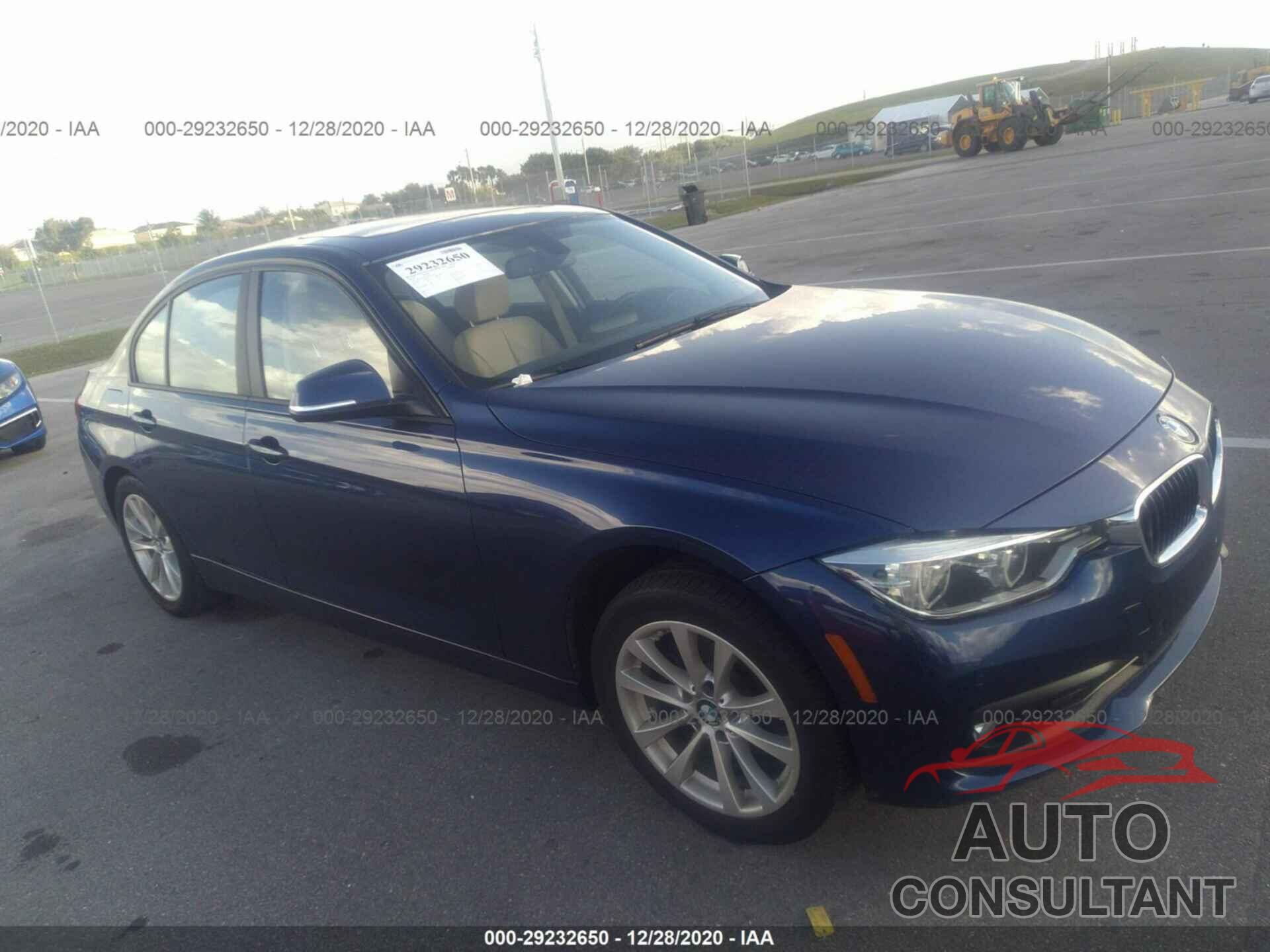 BMW 3 SERIES 2018 - WBA8E1G57JNU92328