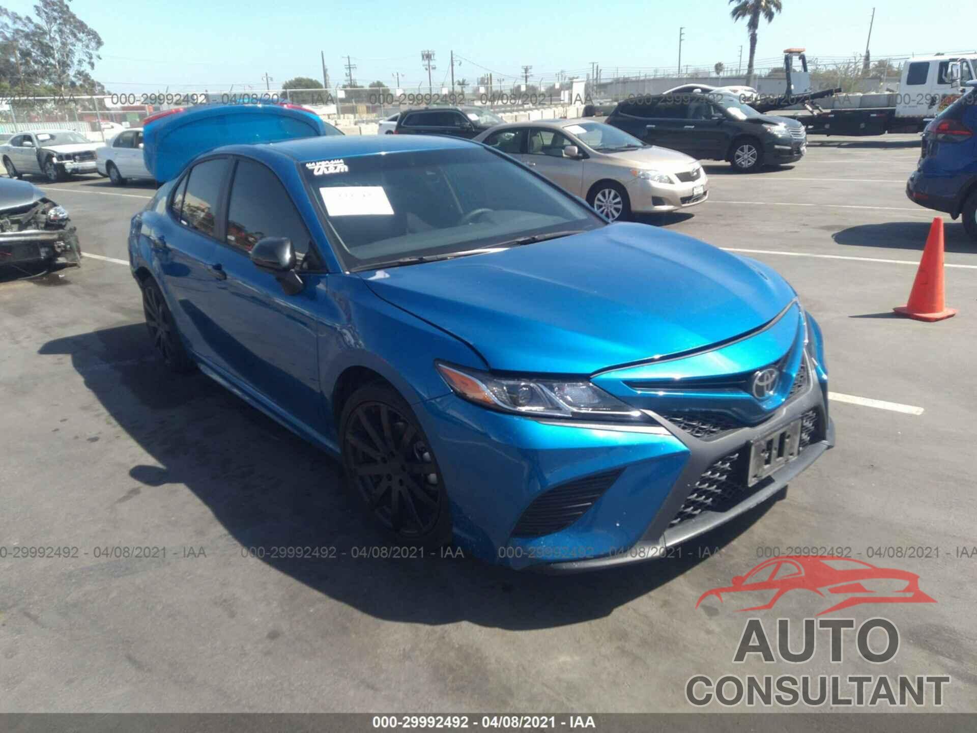 TOYOTA CAMRY 2019 - 4T1B11HK4KU243867
