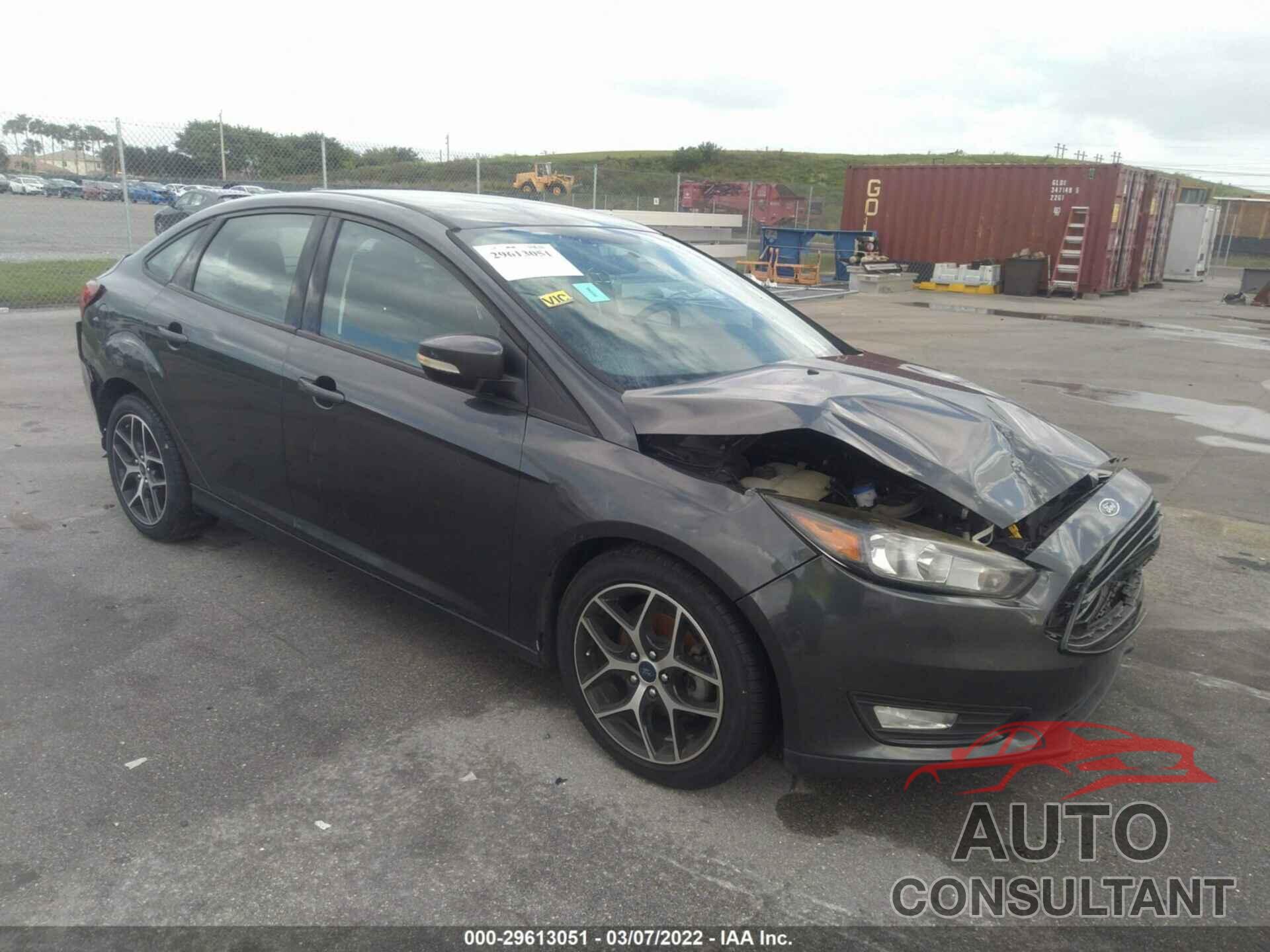 FORD FOCUS 2017 - 1FADP3FE3HL289358