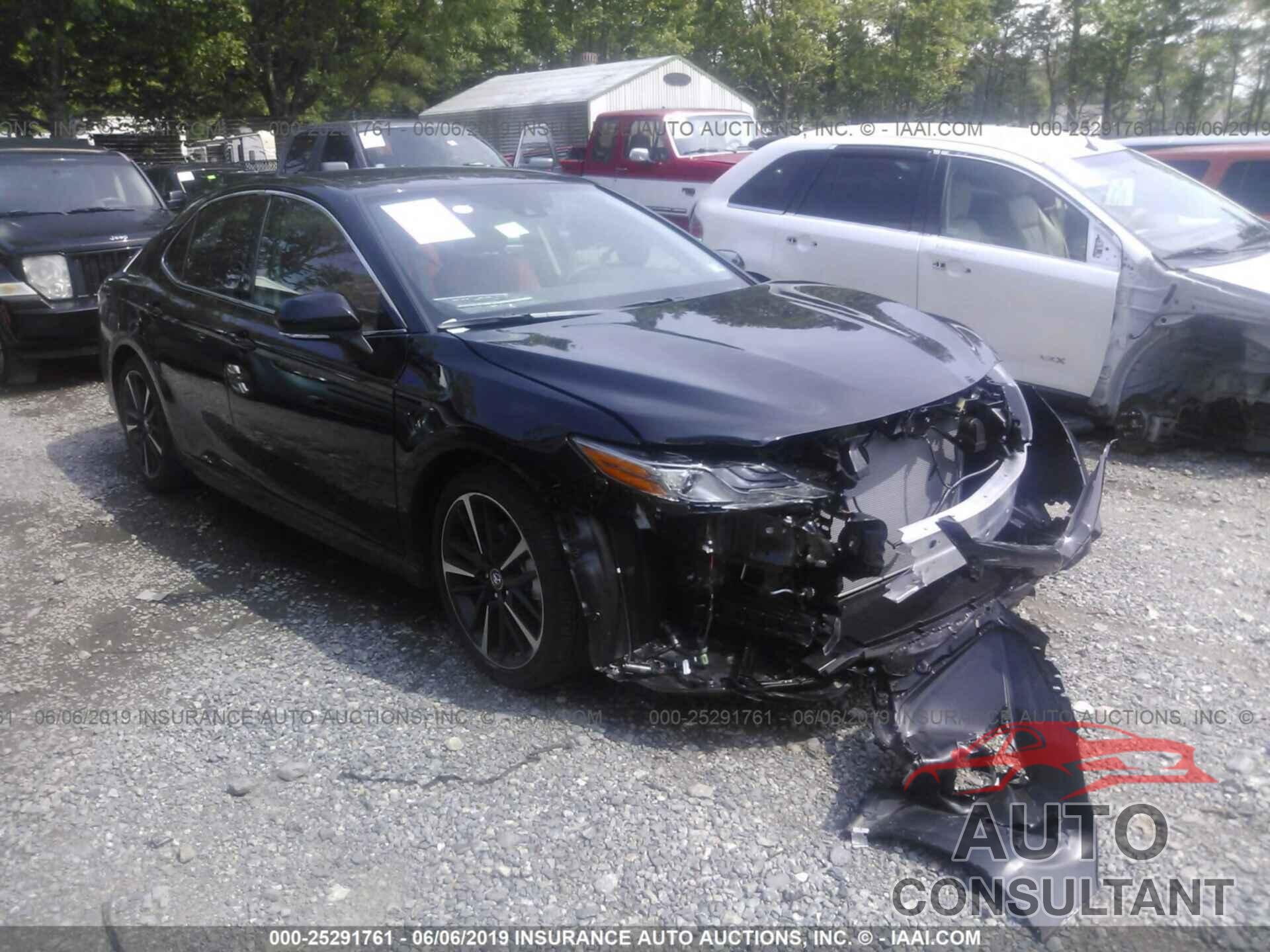 TOYOTA CAMRY 2019 - 4T1B61HK1KU758150