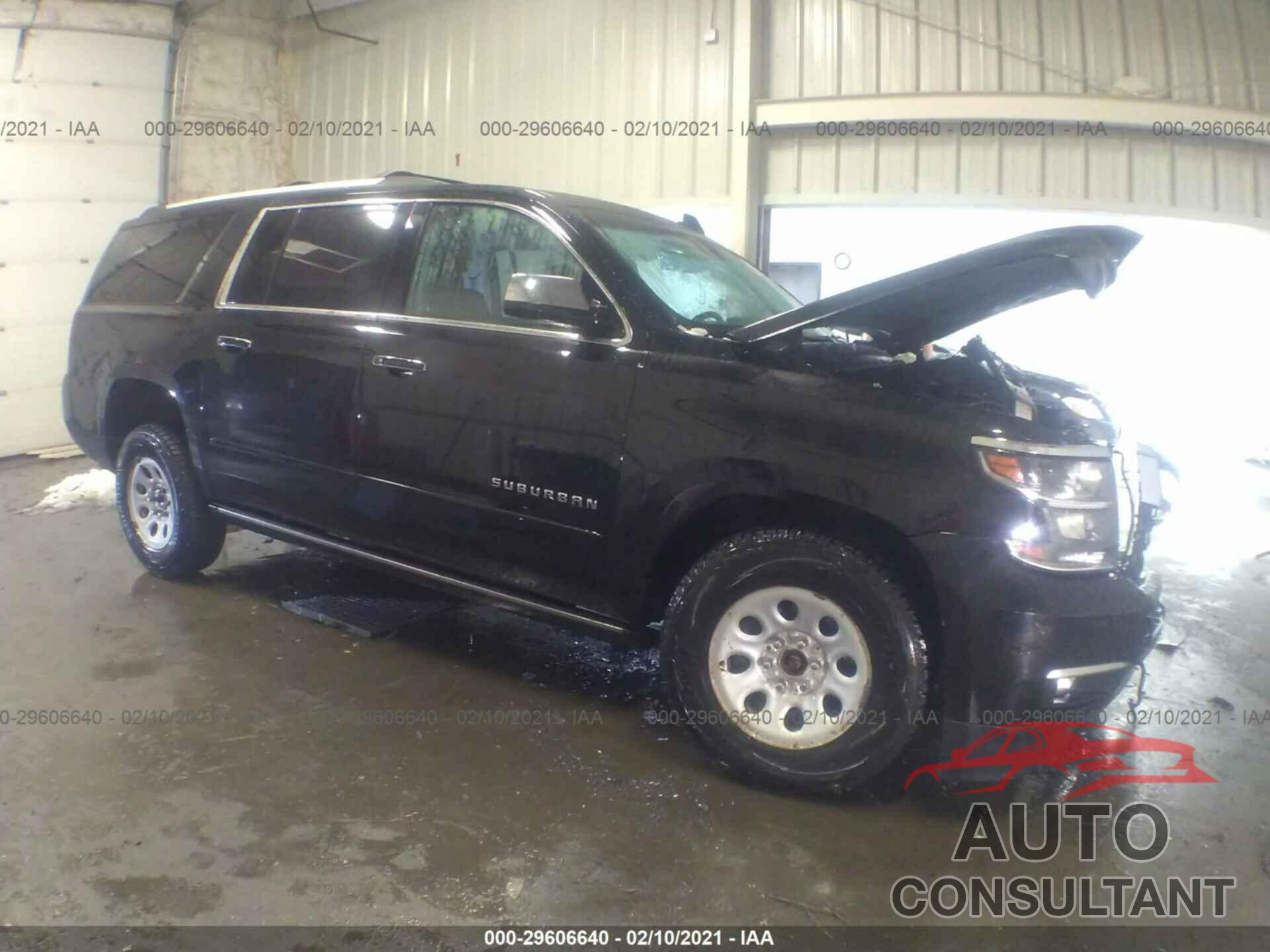 CHEVROLET SUBURBAN 2019 - 1GNSKJKJ4KR223064