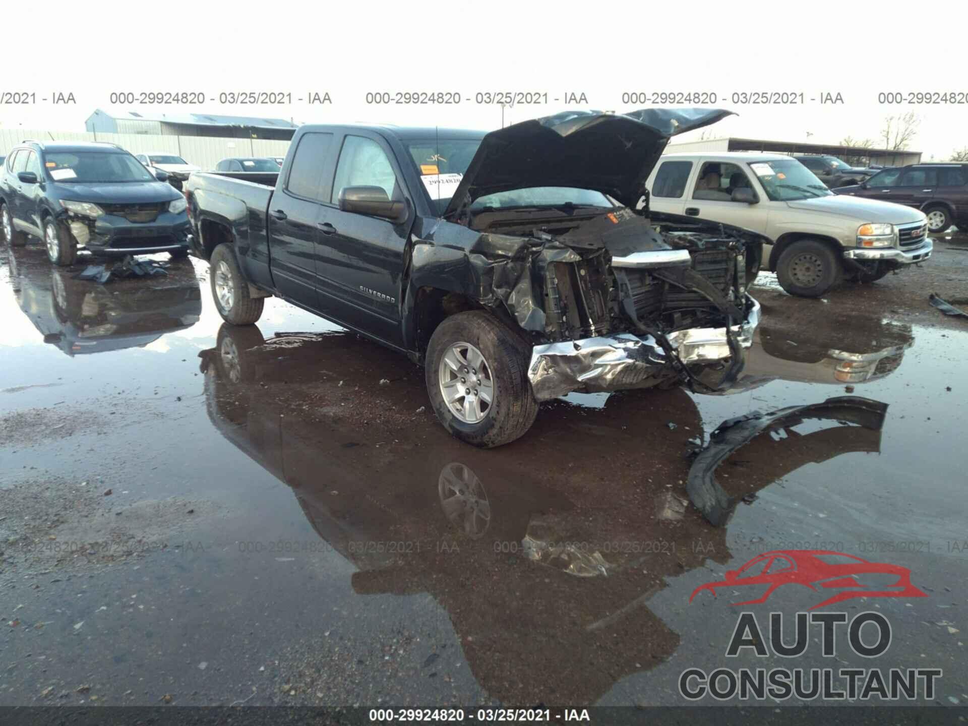 CHEVROLET SILVERADO 1500 2018 - 1GCVKREH7JZ274862
