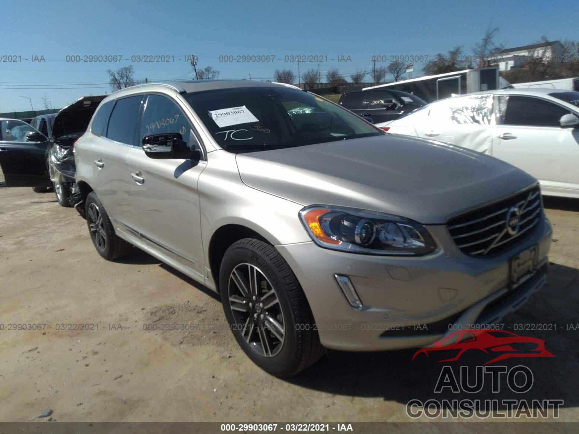 VOLVO XC60 2017 - YV440MRRXH2187657