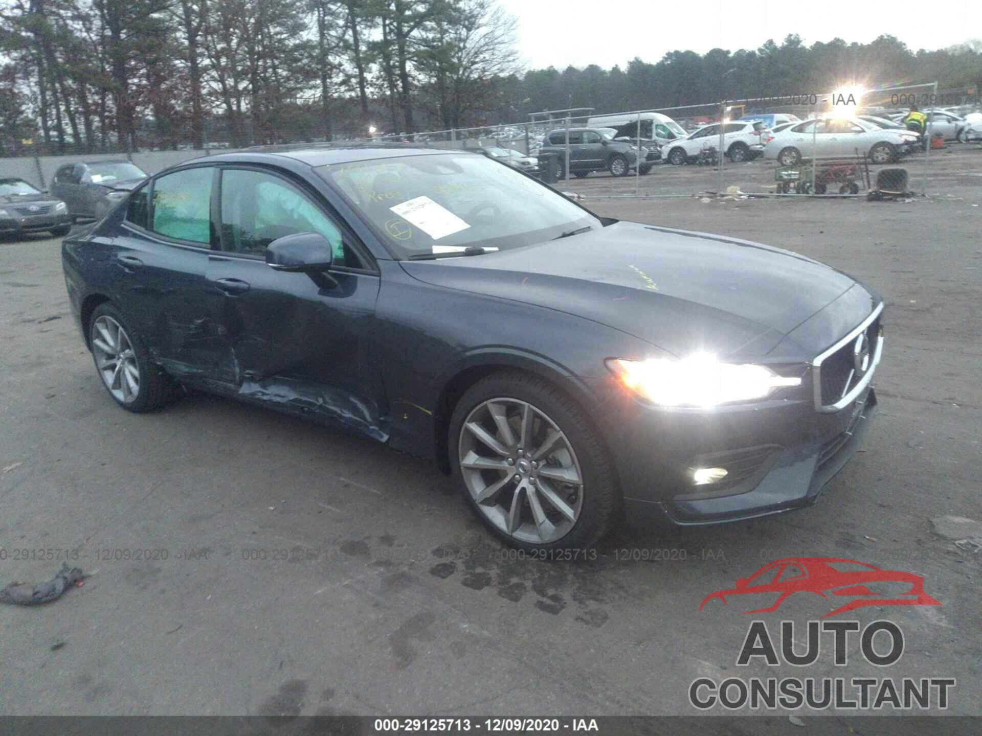 VOLVO S60 2021 - 7JRA22TKXMG096113