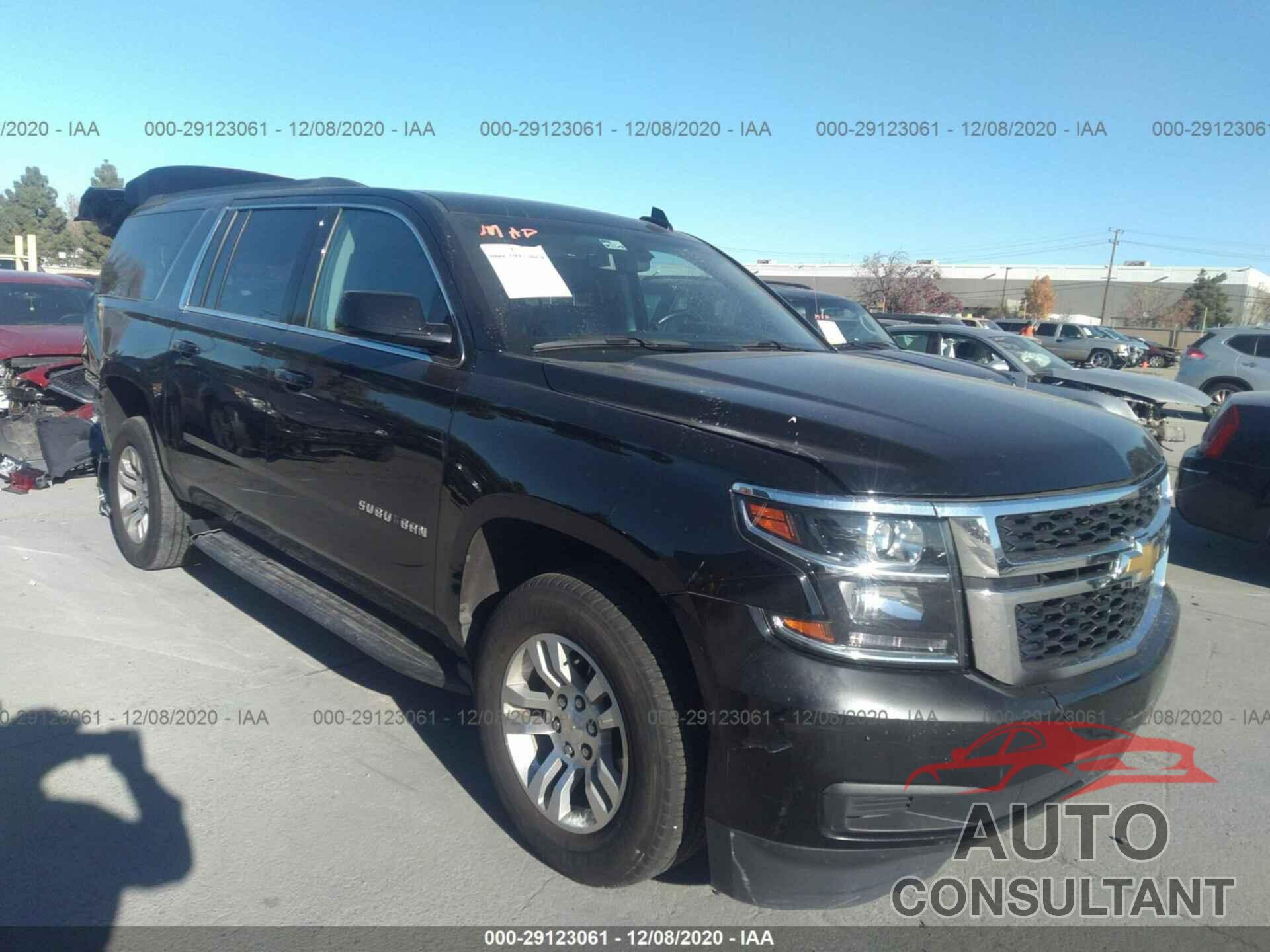 CHEVROLET SUBURBAN 2019 - 1GNSCGKC0KR144041