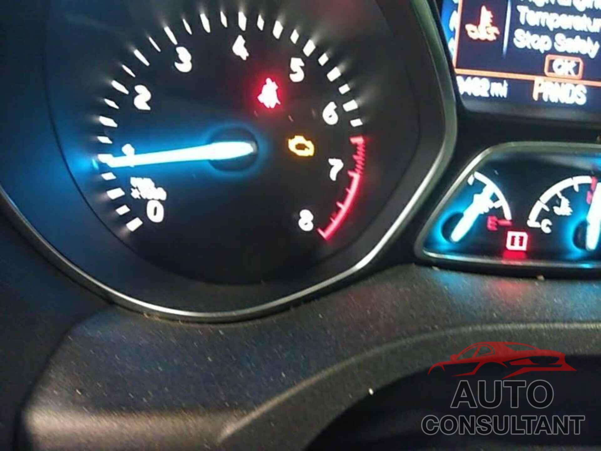 FORD ESCAPE 2017 - 1FMCU0GD4HUA69297
