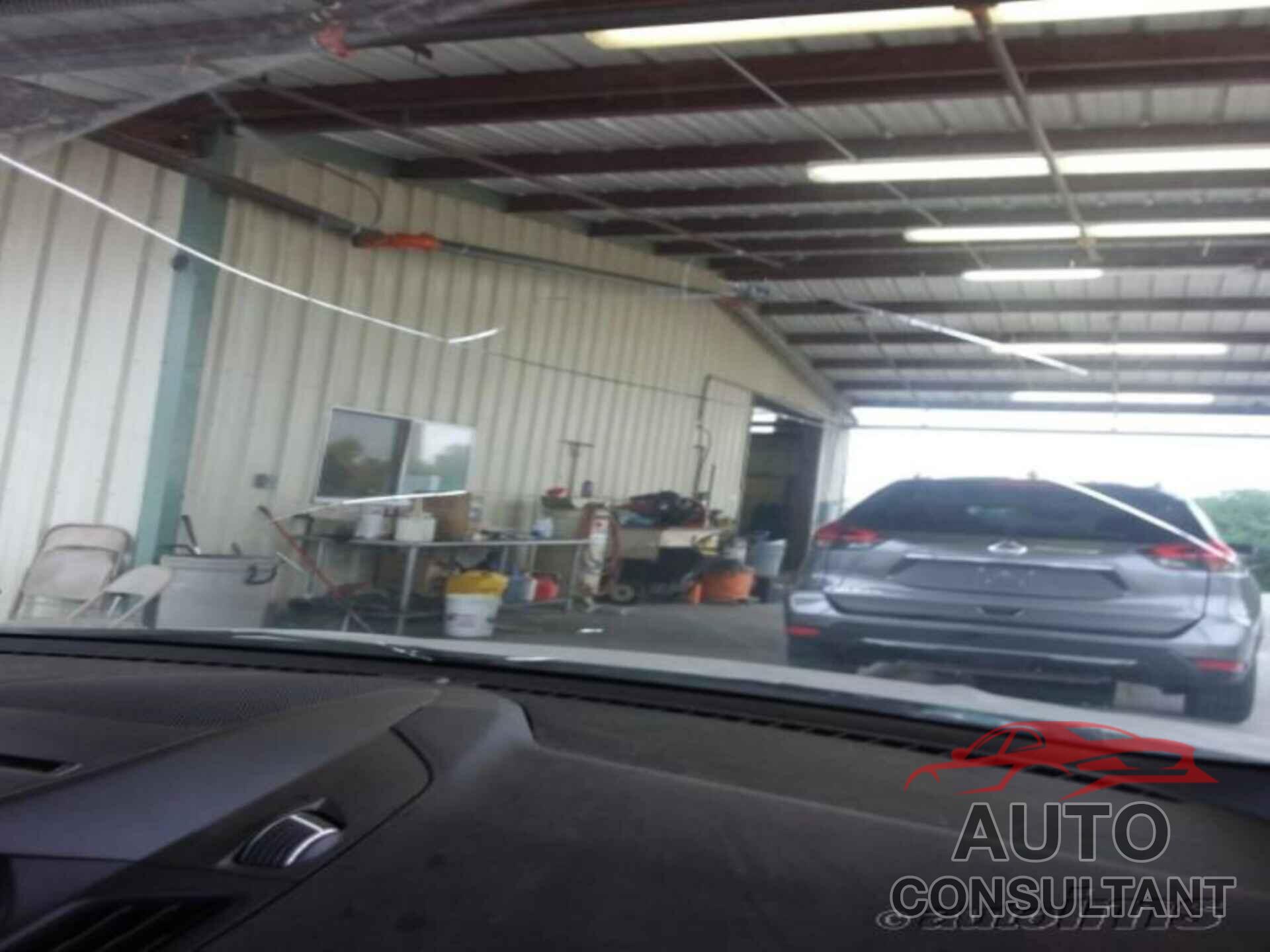 FORD ESCAPE 2017 - 1FMCU0GD2HUD95714