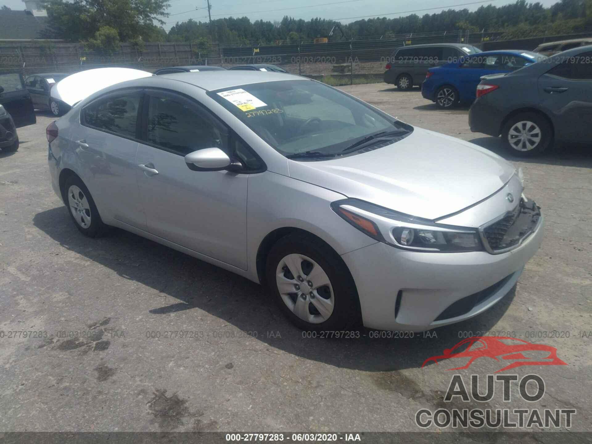 KIA Forte 2017 - 3KPFK4A79HE096219