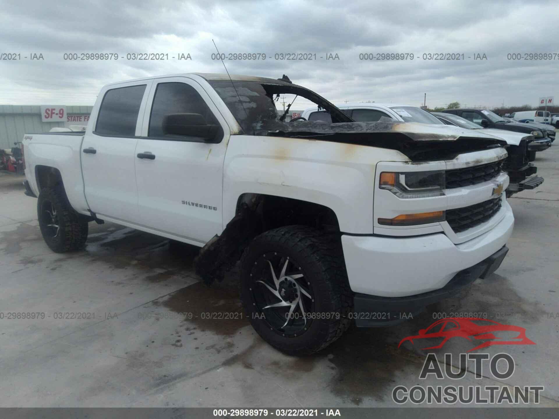CHEVROLET SILVERADO 1500 2018 - 3GCUKPEC6JG178080