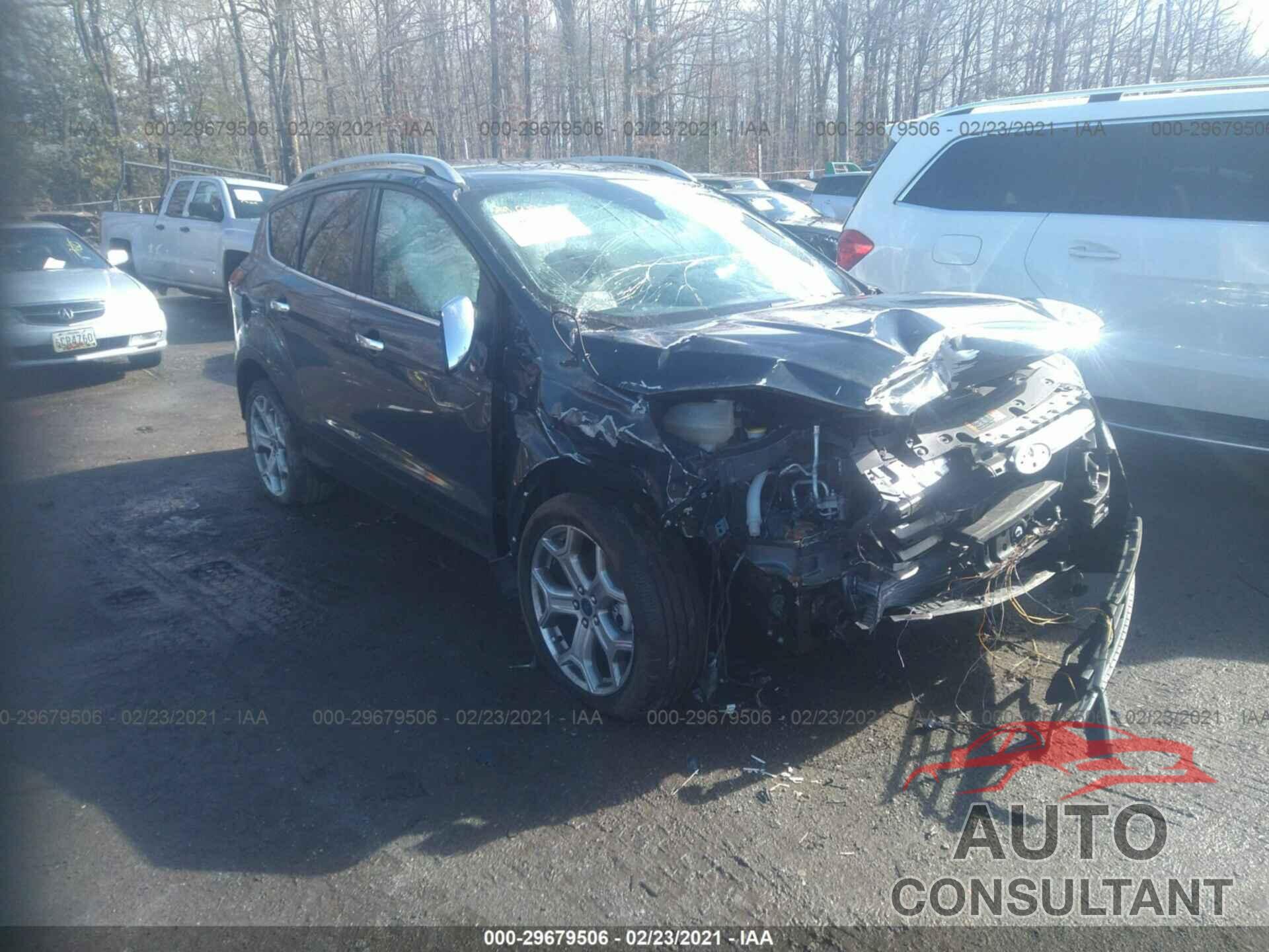 FORD ESCAPE 2019 - 1FMCU9J96KUC28563