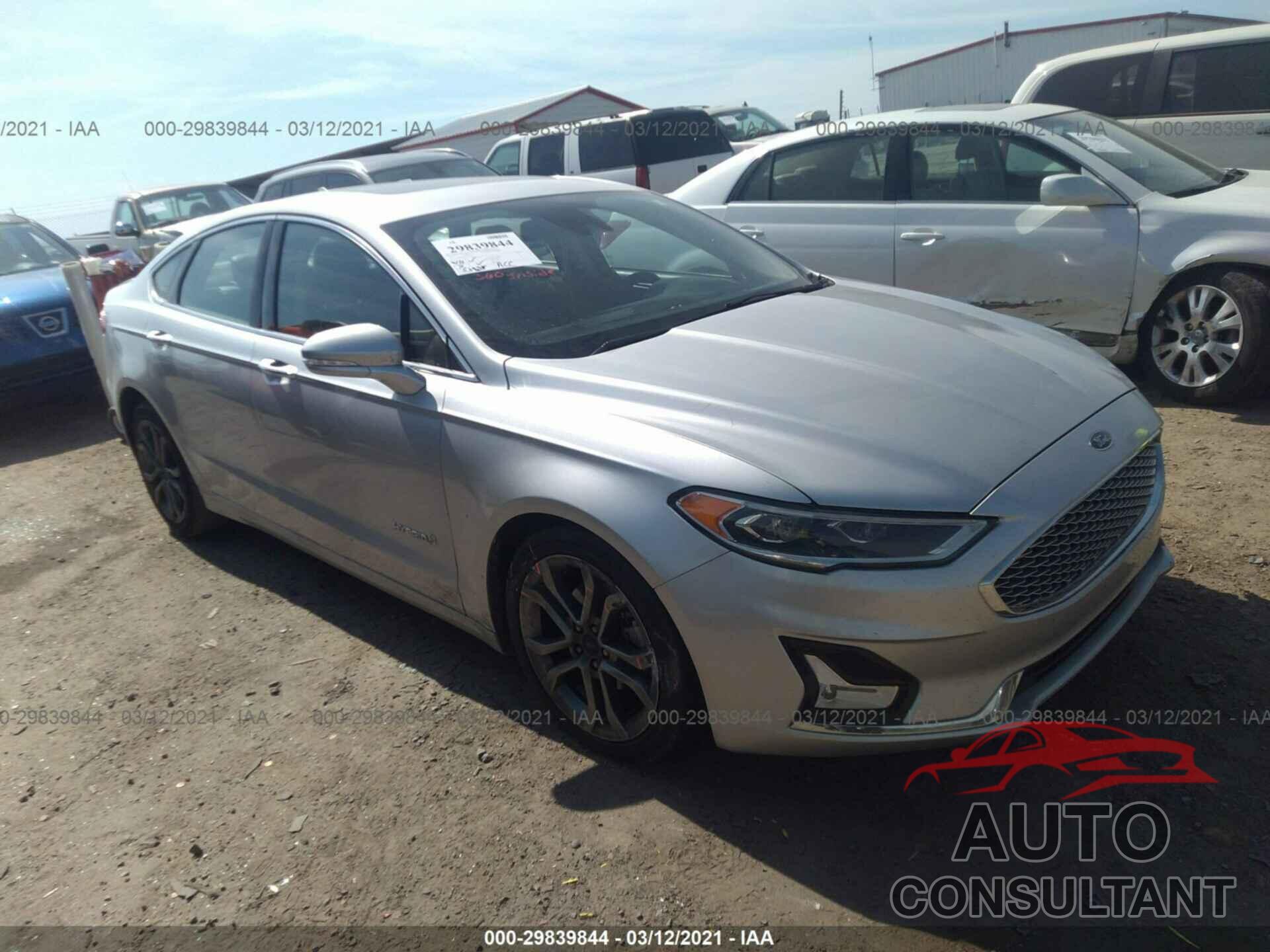 FORD FUSION HYBRID 2019 - 3FA6P0RU5KR106965