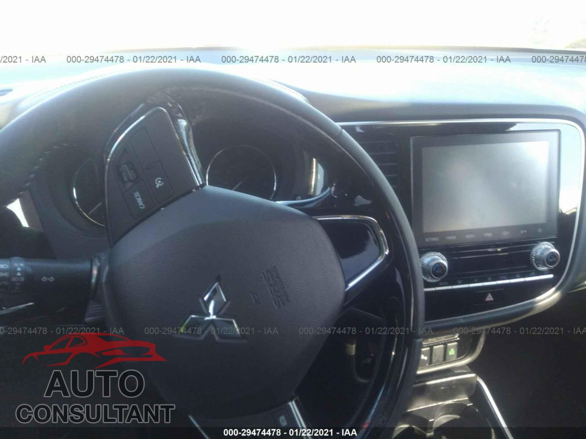 MITSUBISHI OUTLANDER 2020 - JA4AD3A30LZ009164