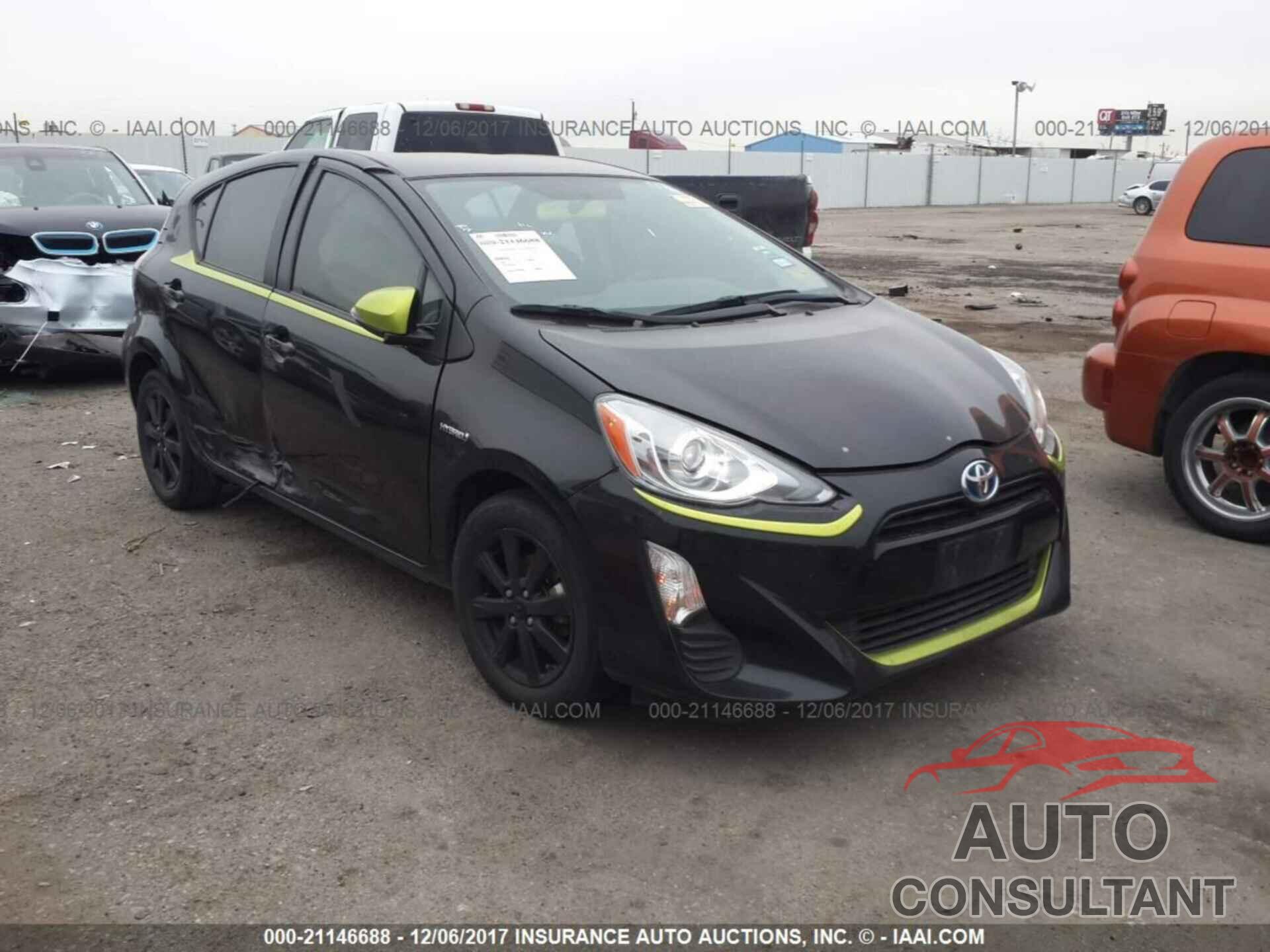 Toyota Prius c 2016 - JTDKDTB31G1122070