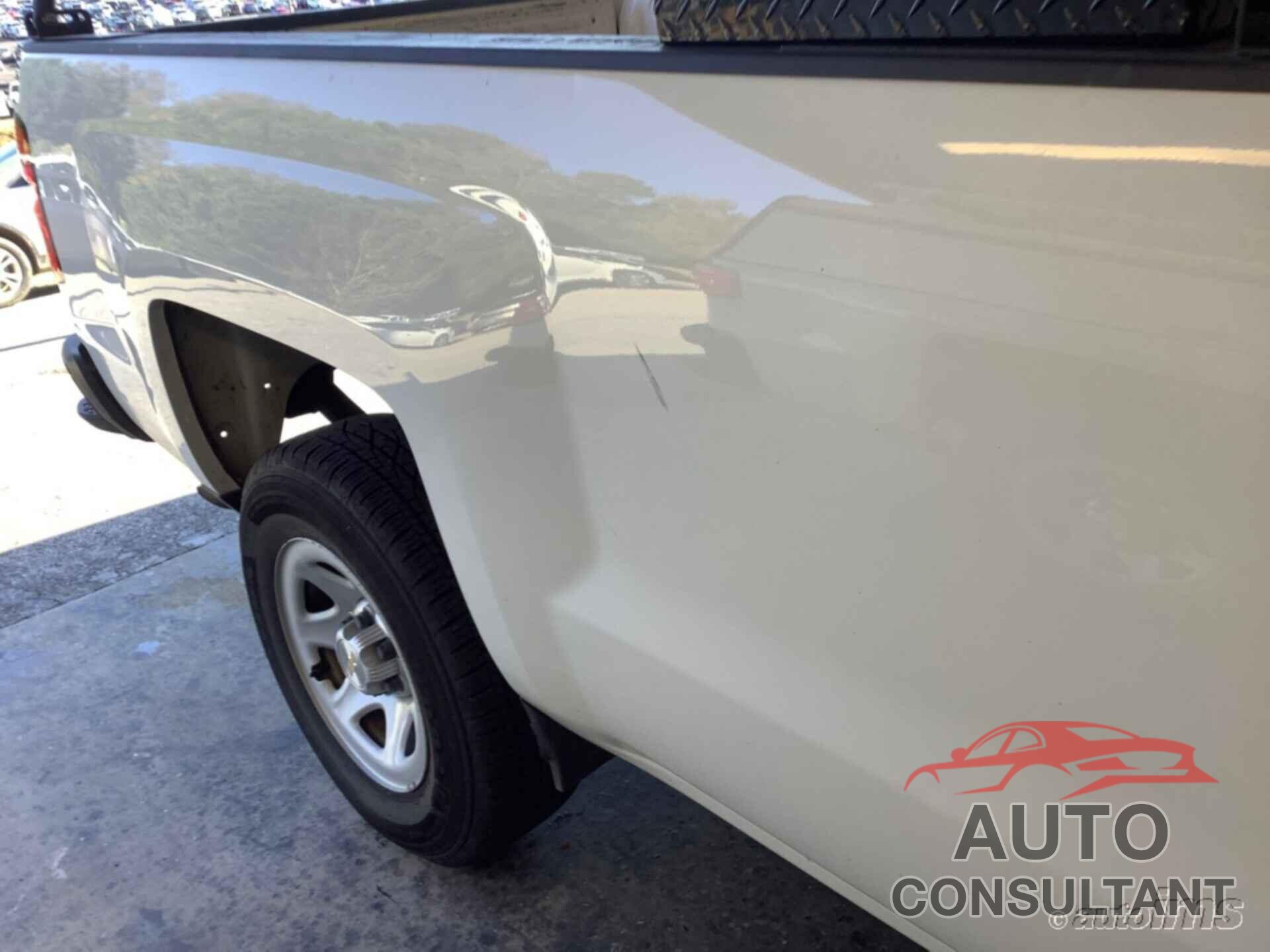 CHEVROLET SILVERADO 1500 2017 - 1GCNCNEH1HZ394494