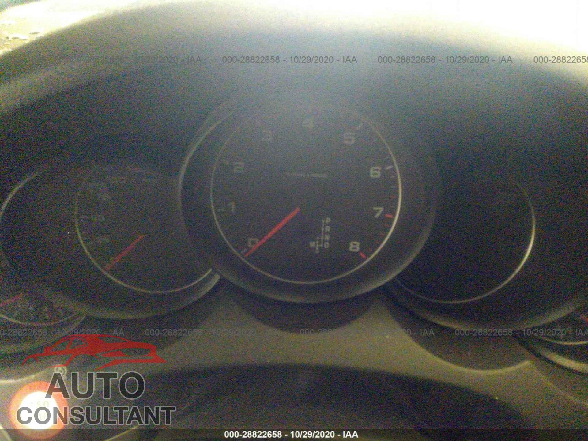 PORSCHE CAYENNE 2017 - WP1AA2A29HKA85612