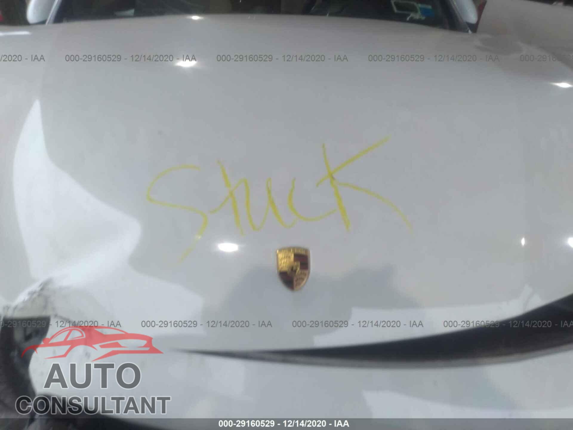 PORSCHE CAYENNE 2016 - WP1AA2A27GLA02560