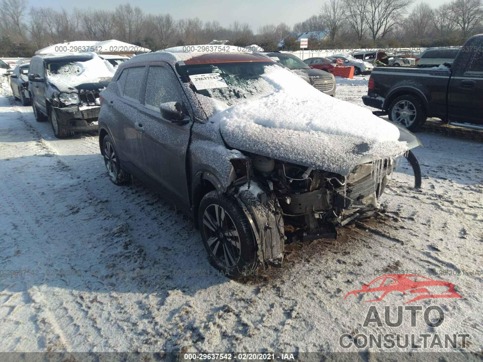 NISSAN KICKS 2018 - 3N1CP5CU3JL542009