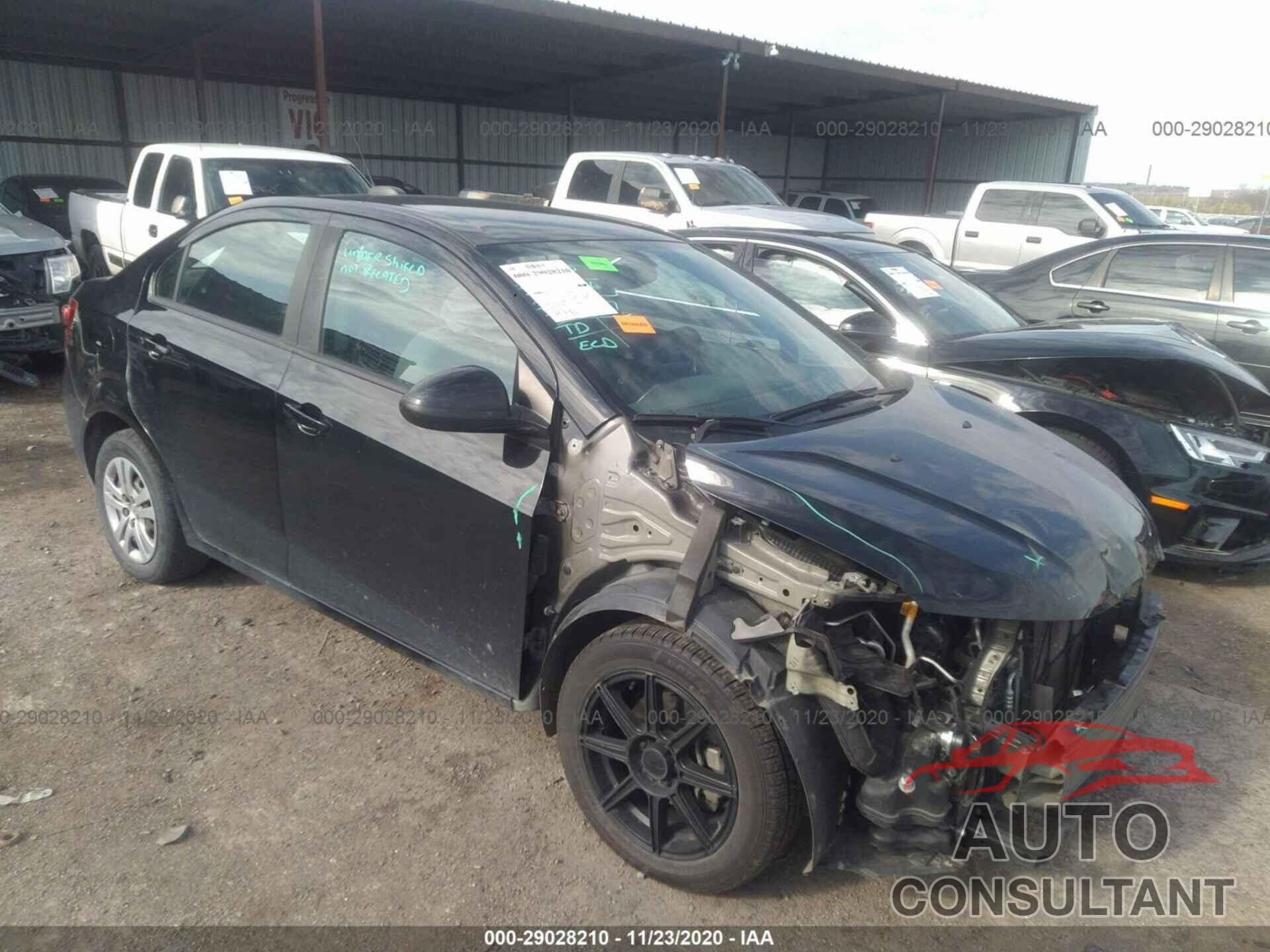 CHEVROLET SONIC 2017 - 1G1JB5SH6H4148536