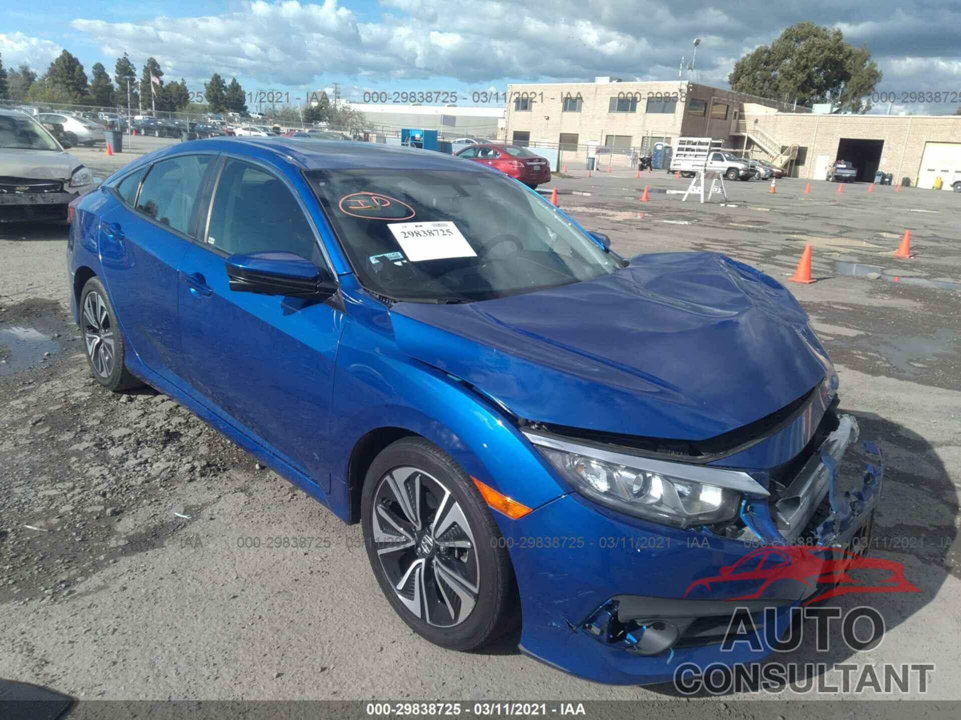 HONDA CIVIC SEDAN 2018 - JHMFC1F35JX023077