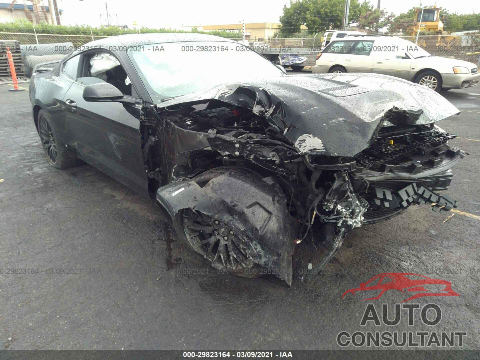 FORD MUSTANG 2019 - 1FA6P8CF5K5175778