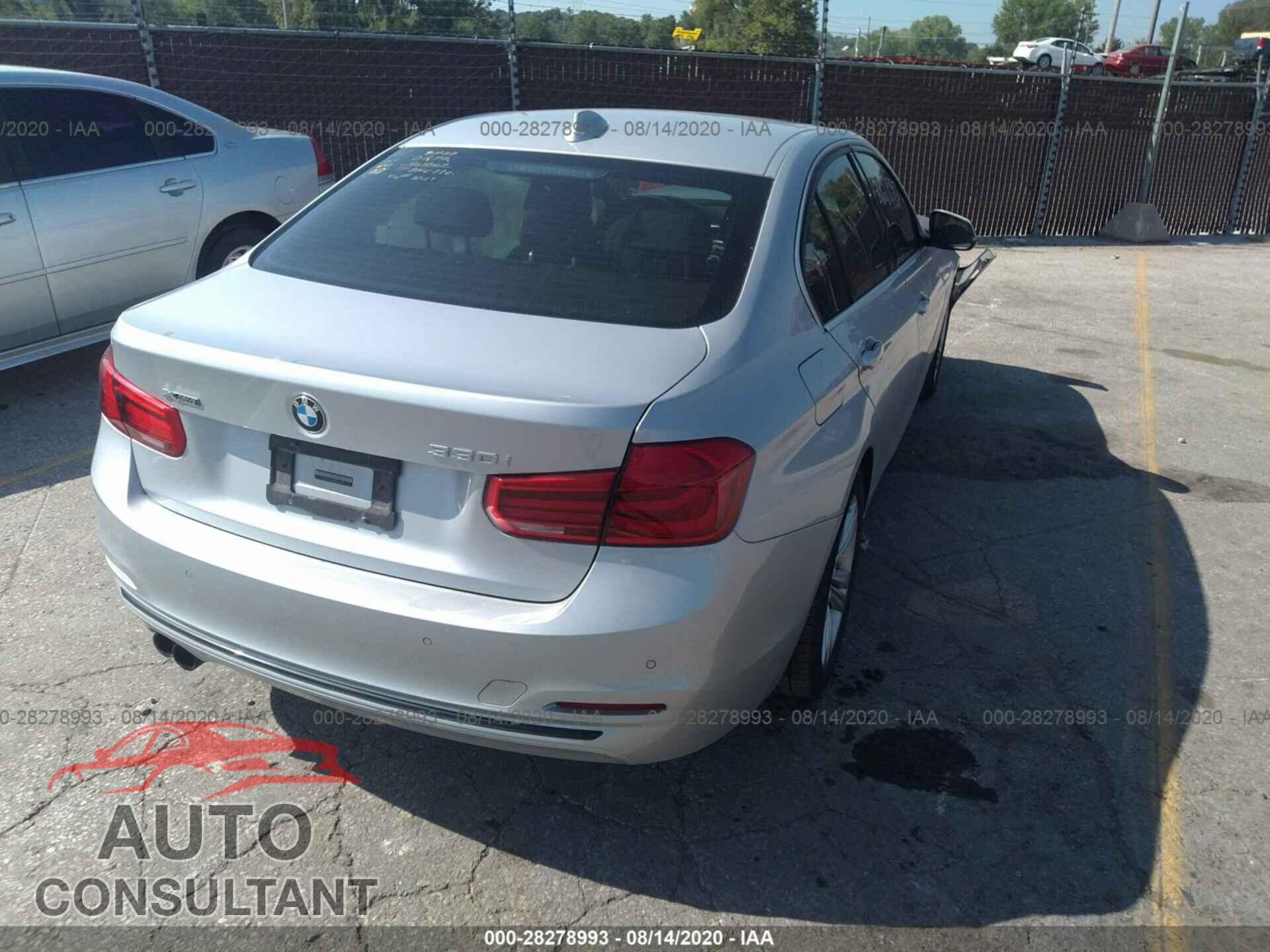 BMW 3 SERIES 2017 - WBA8D9G33HNU63029
