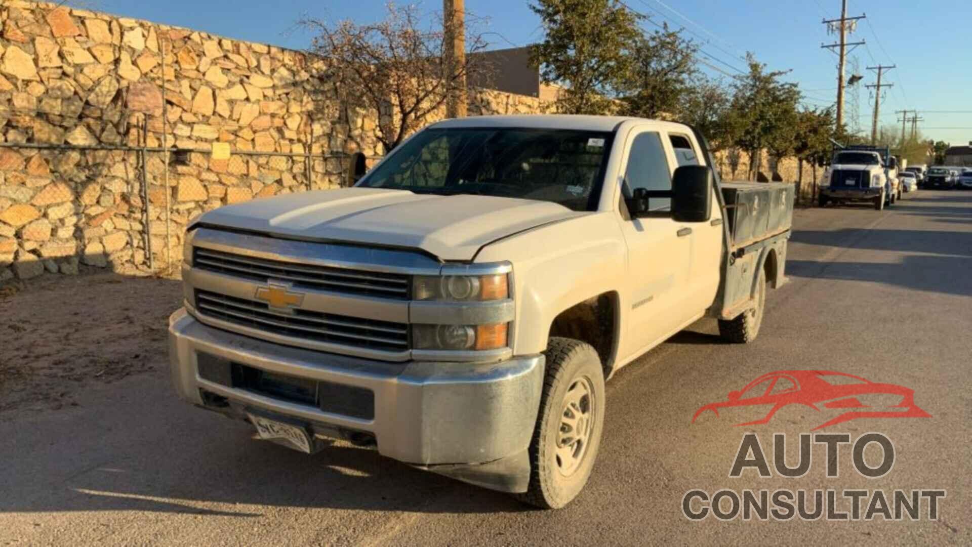 CHEVROLET SILVERADO 2500HD 2017 - 1GC2KUEG7HZ388349